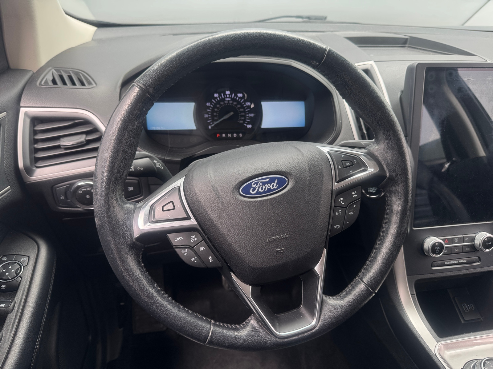 Thumbnail: 2023 Ford Edge - 4