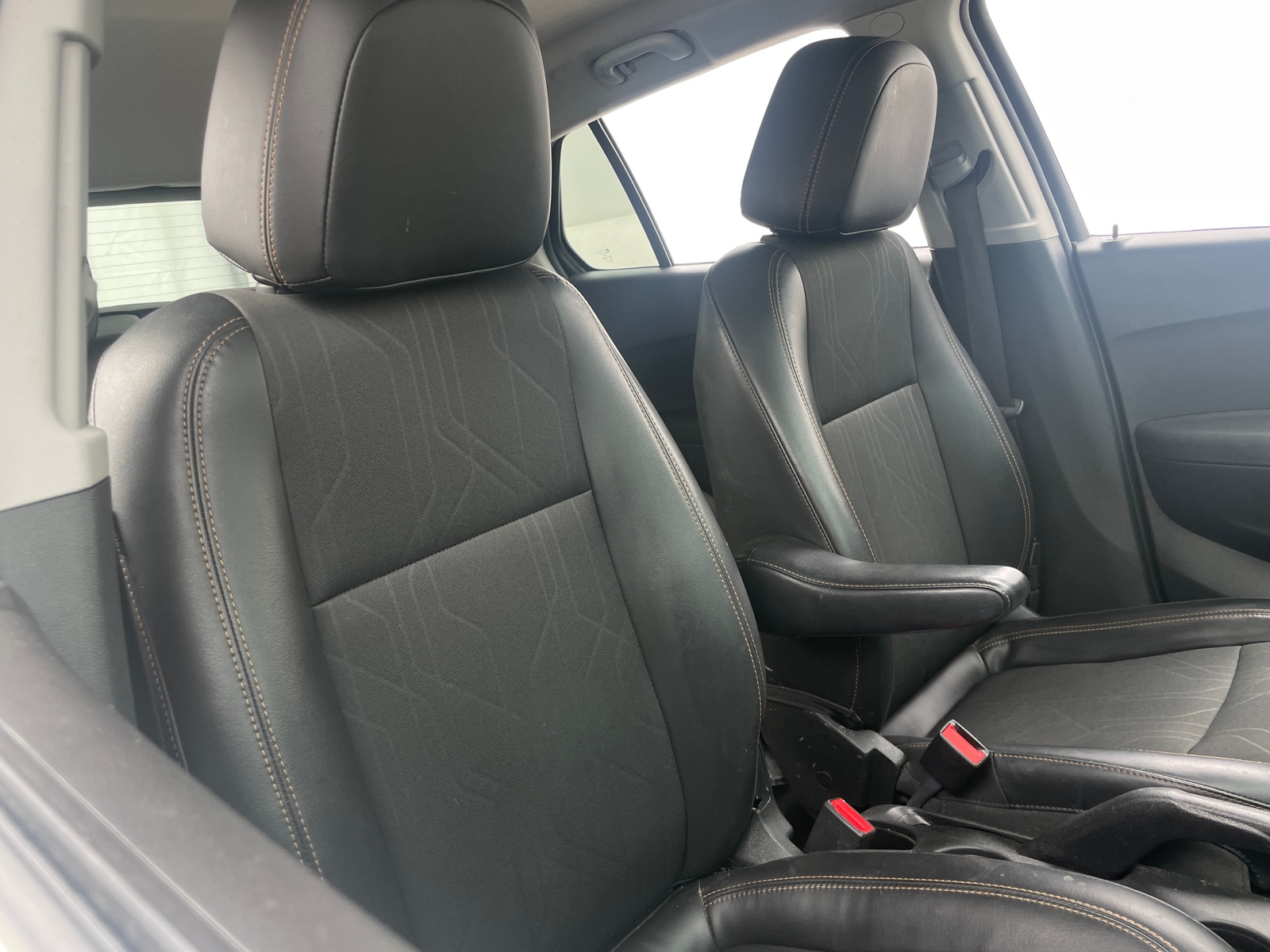 Thumbnail: 2017 Chevrolet Trax - 2