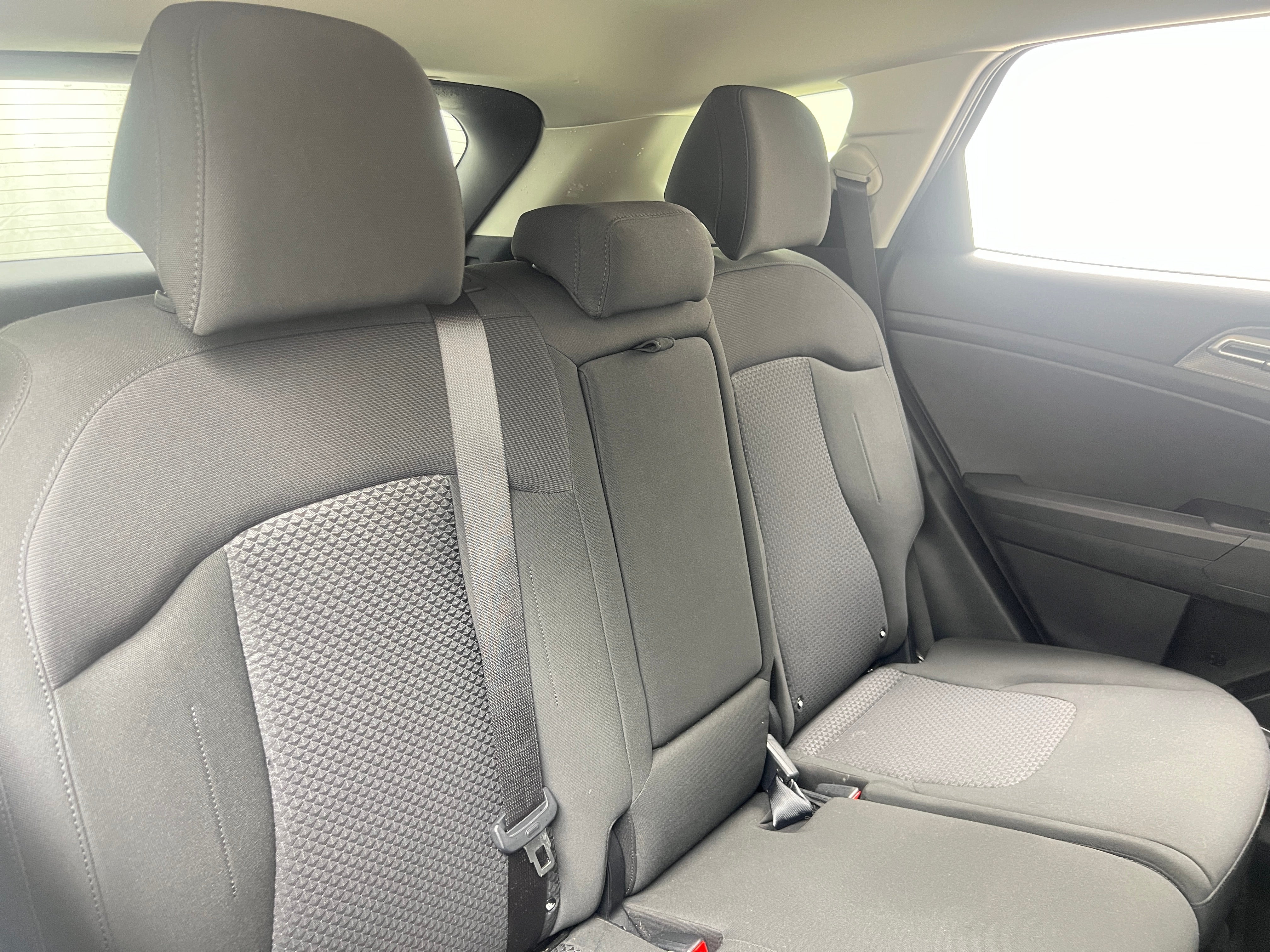 2025 Kia Sportage LX - Photo 4