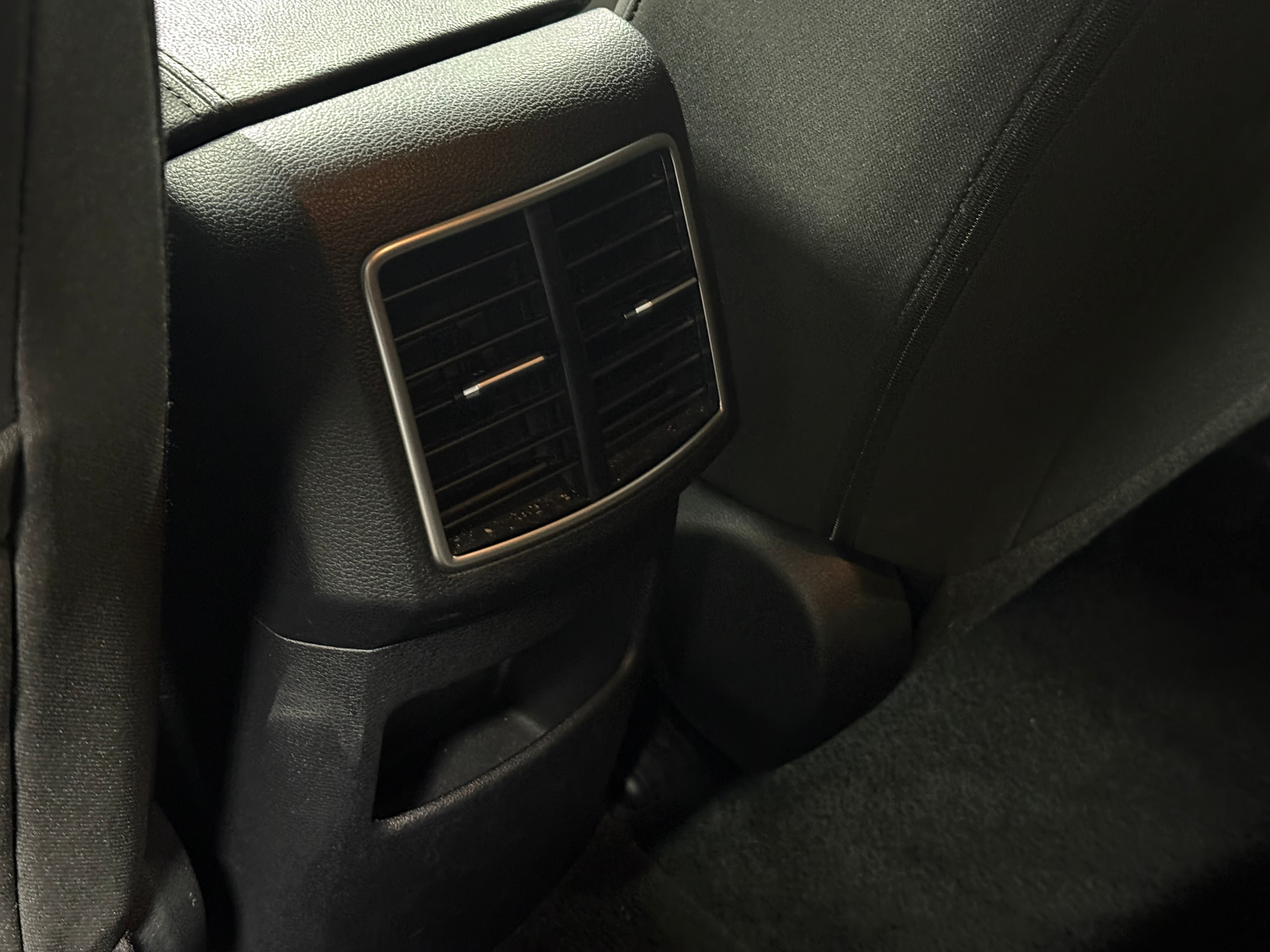 2025 Kia Sportage LX - Photo 7