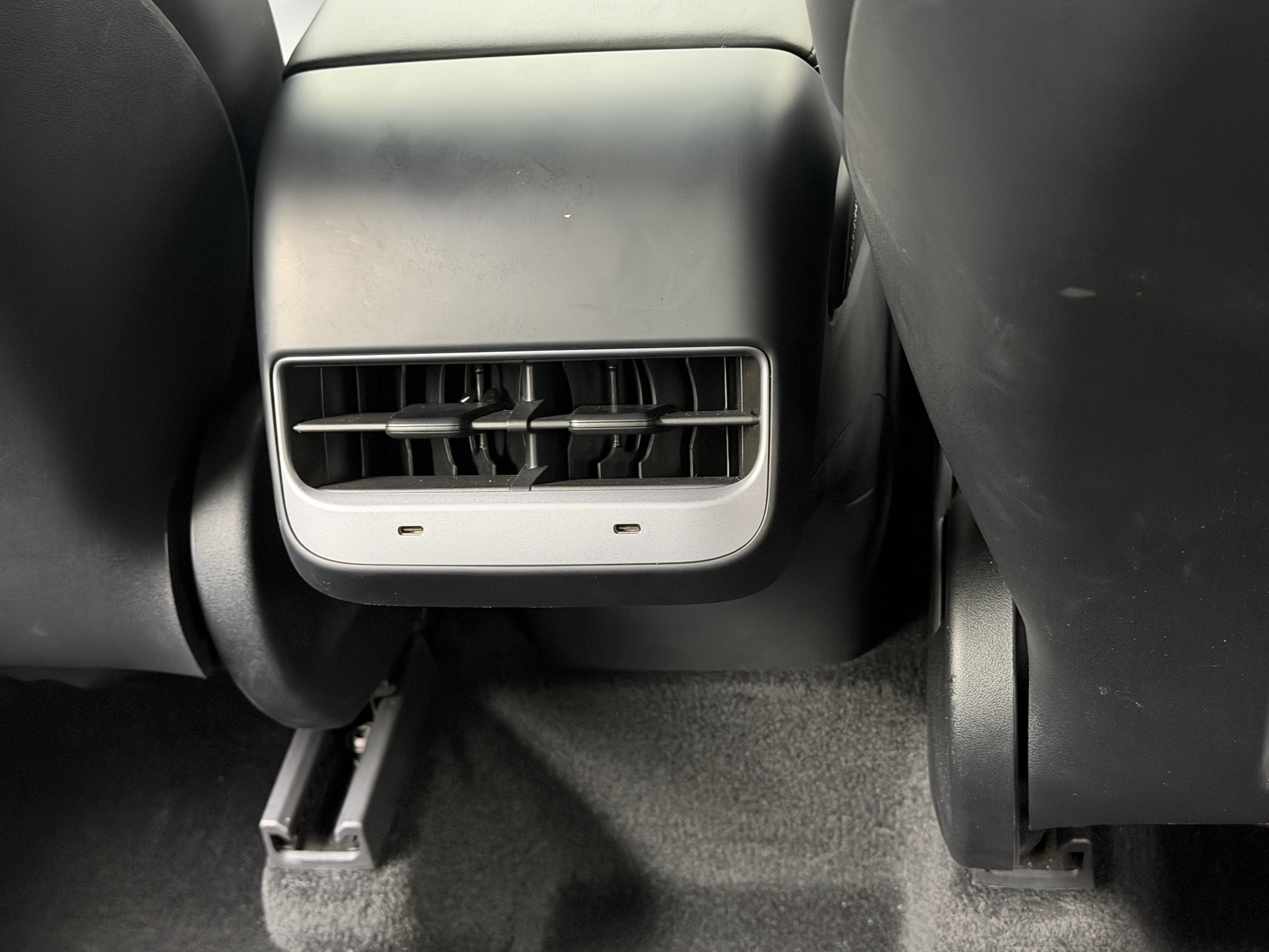 Used 2023 Tesla Model Y Long Range with VIN 7SAYGDEE1PA090202 for sale in Pewaukee, WI