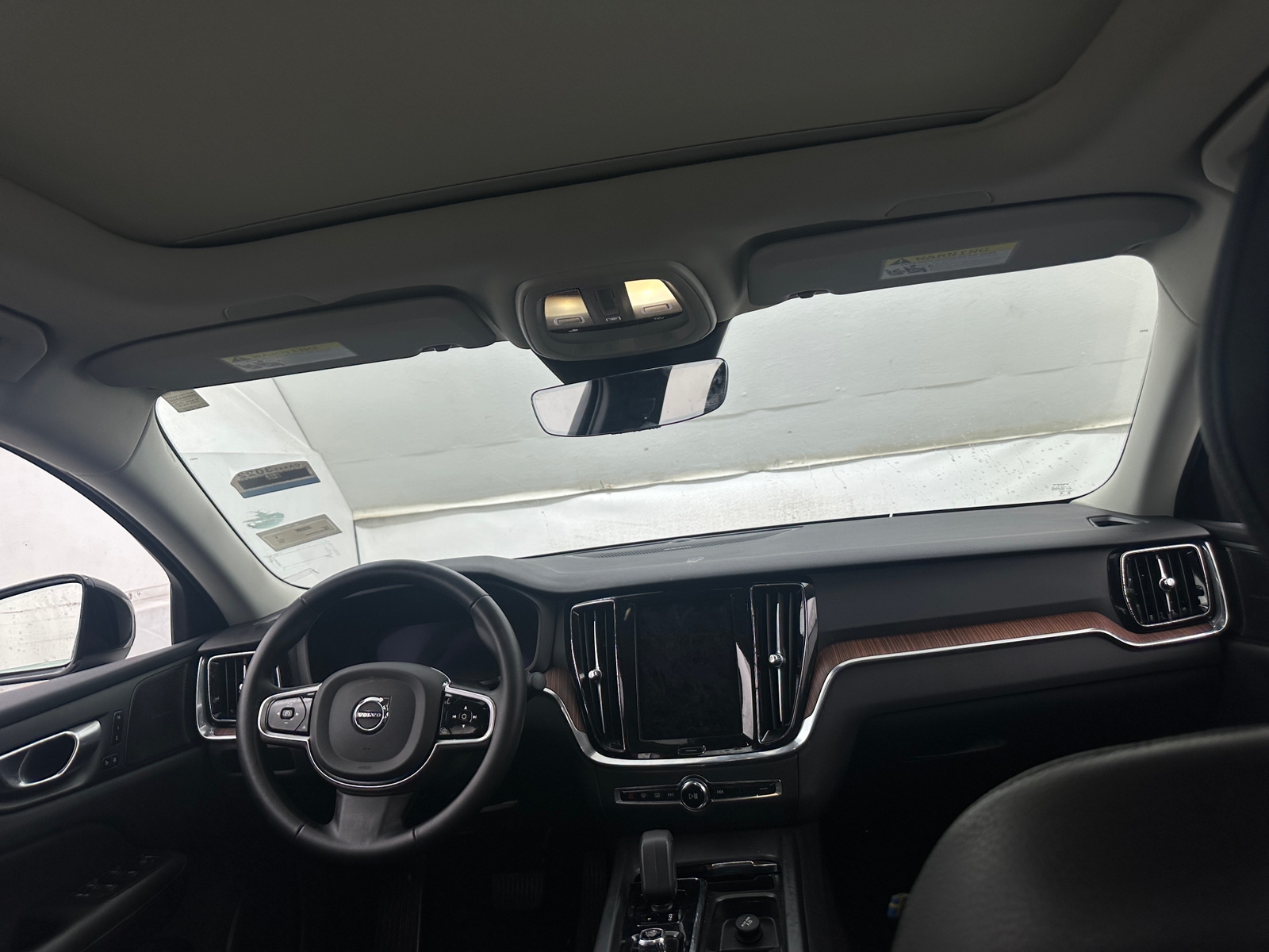 Thumbnail: 2024 Volvo S60 - 2