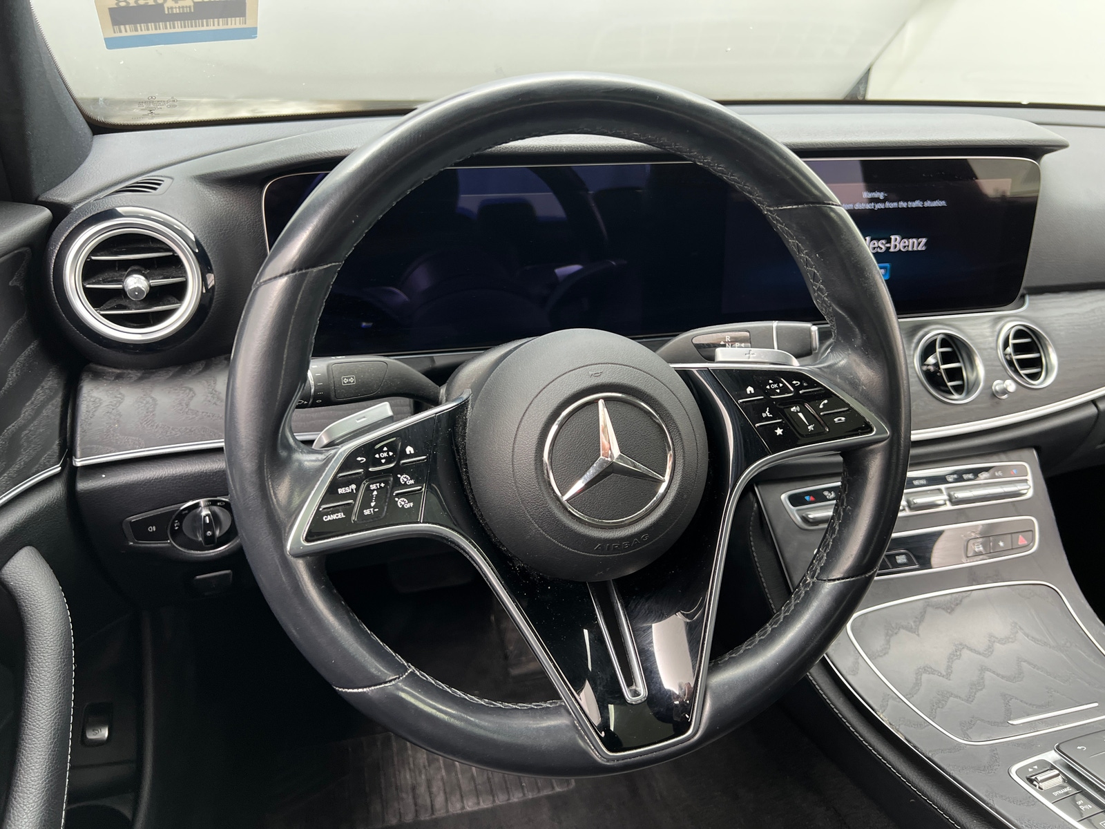 Thumbnail: 2021 Mercedes-Benz E-Class - 4
