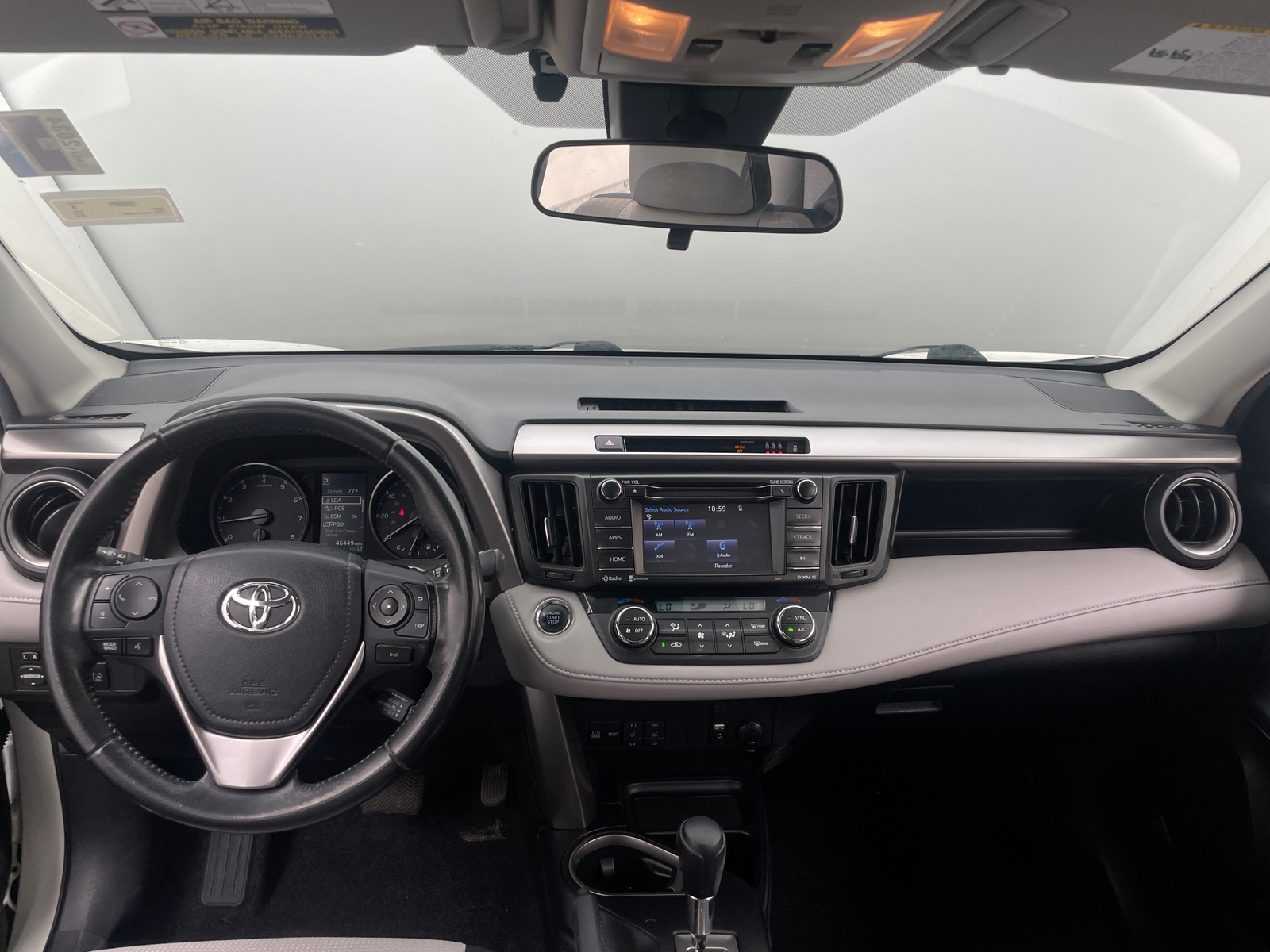 Thumbnail: 2018 Toyota RAV4 - 3