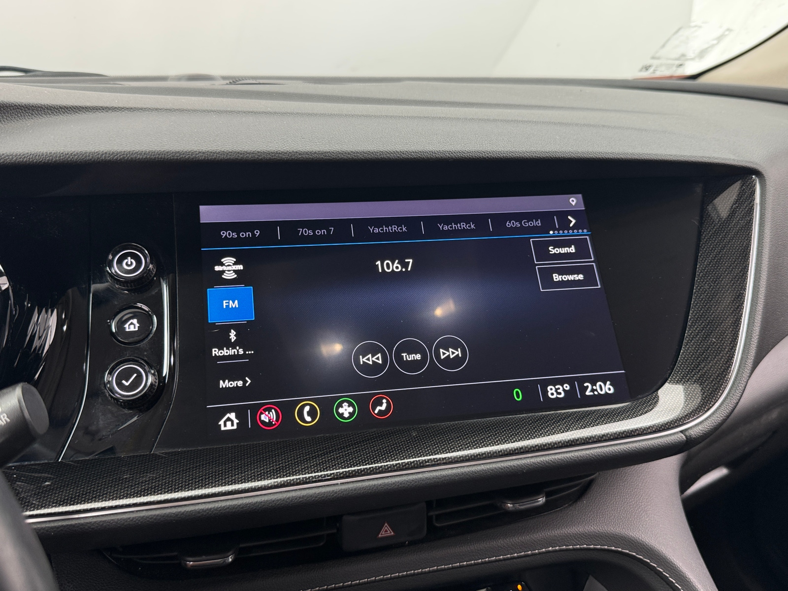 Thumbnail: 2021 Buick Envision - 3