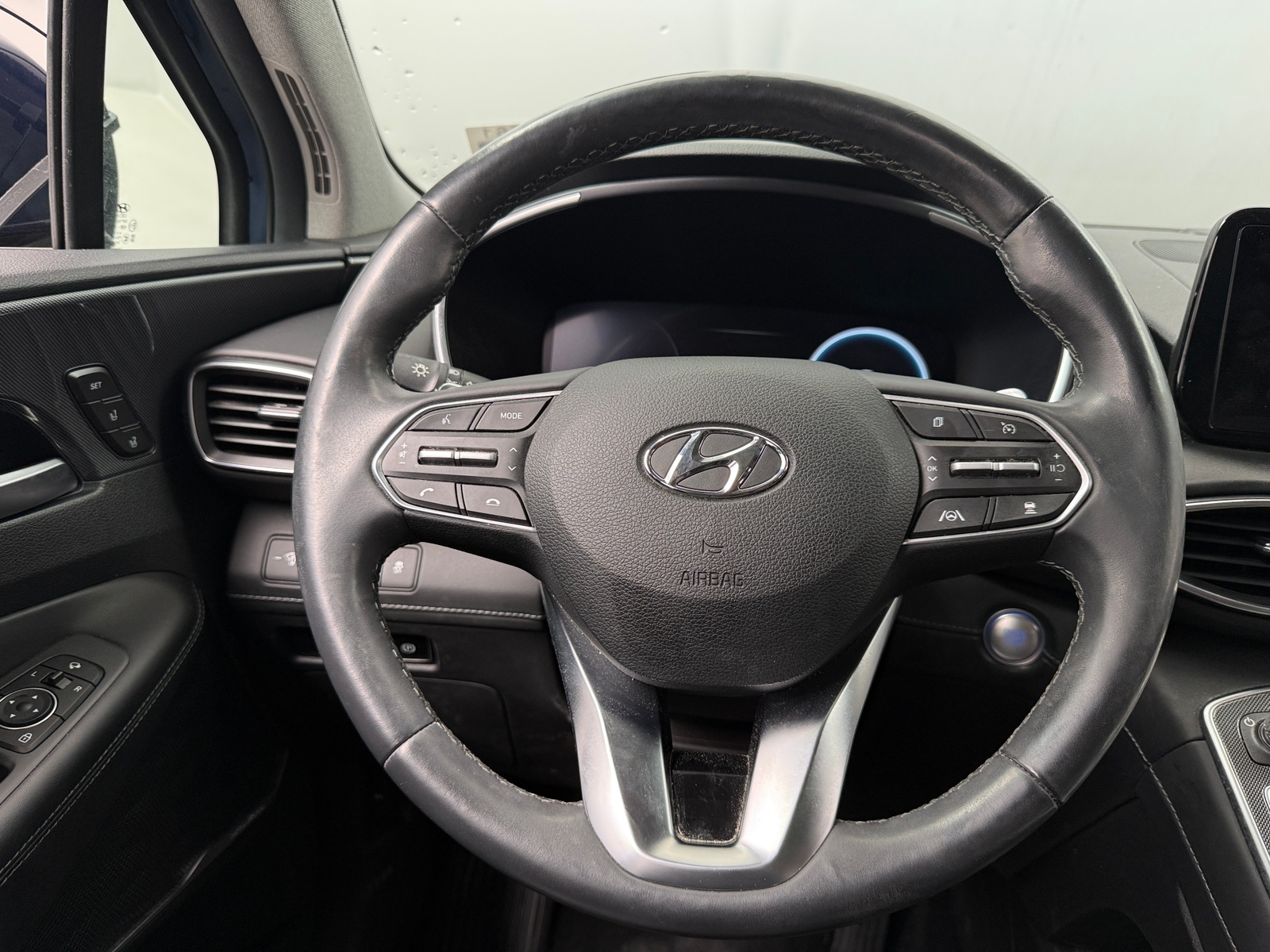 Thumbnail: 2021 Hyundai Santa Fe - 4