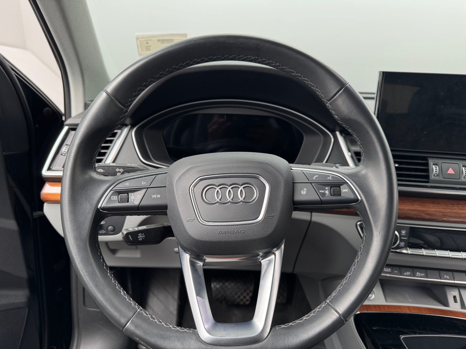 Thumbnail: 2022 Audi Q5 - 4