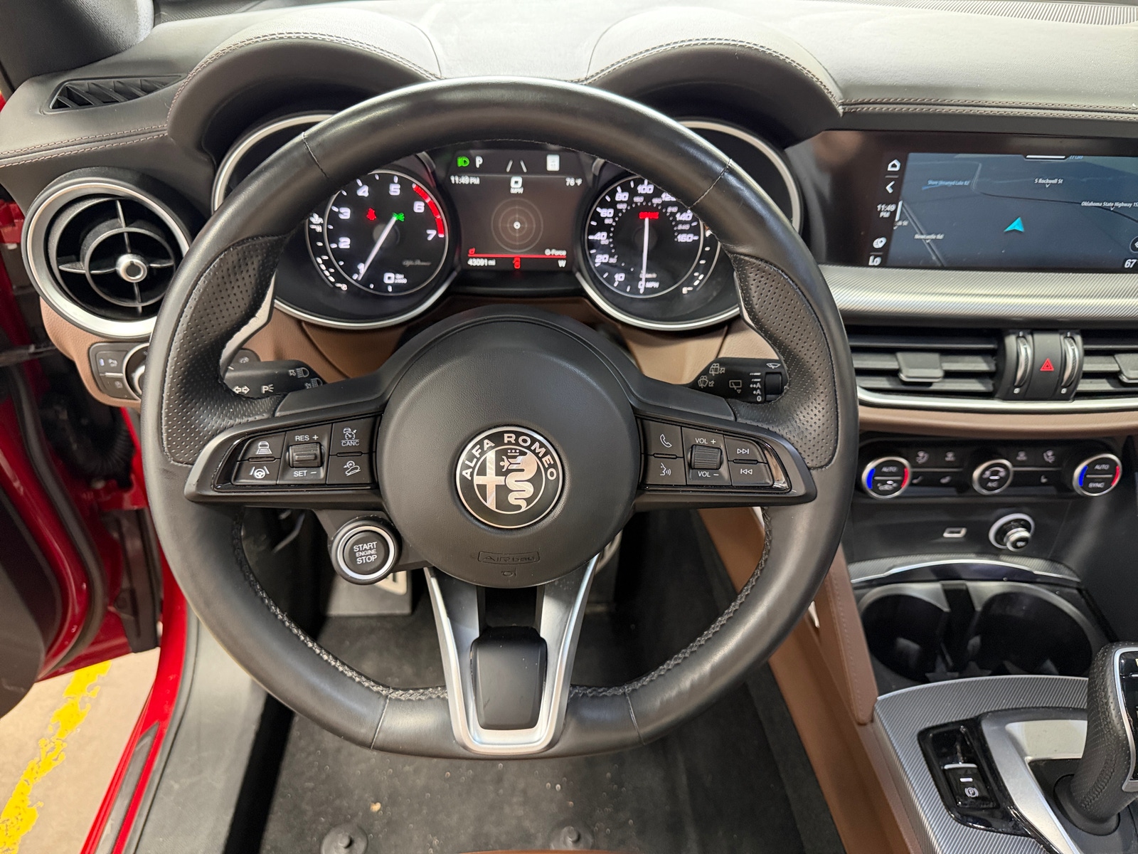 Thumbnail: 2021 Alfa Romeo Stelvio - 4