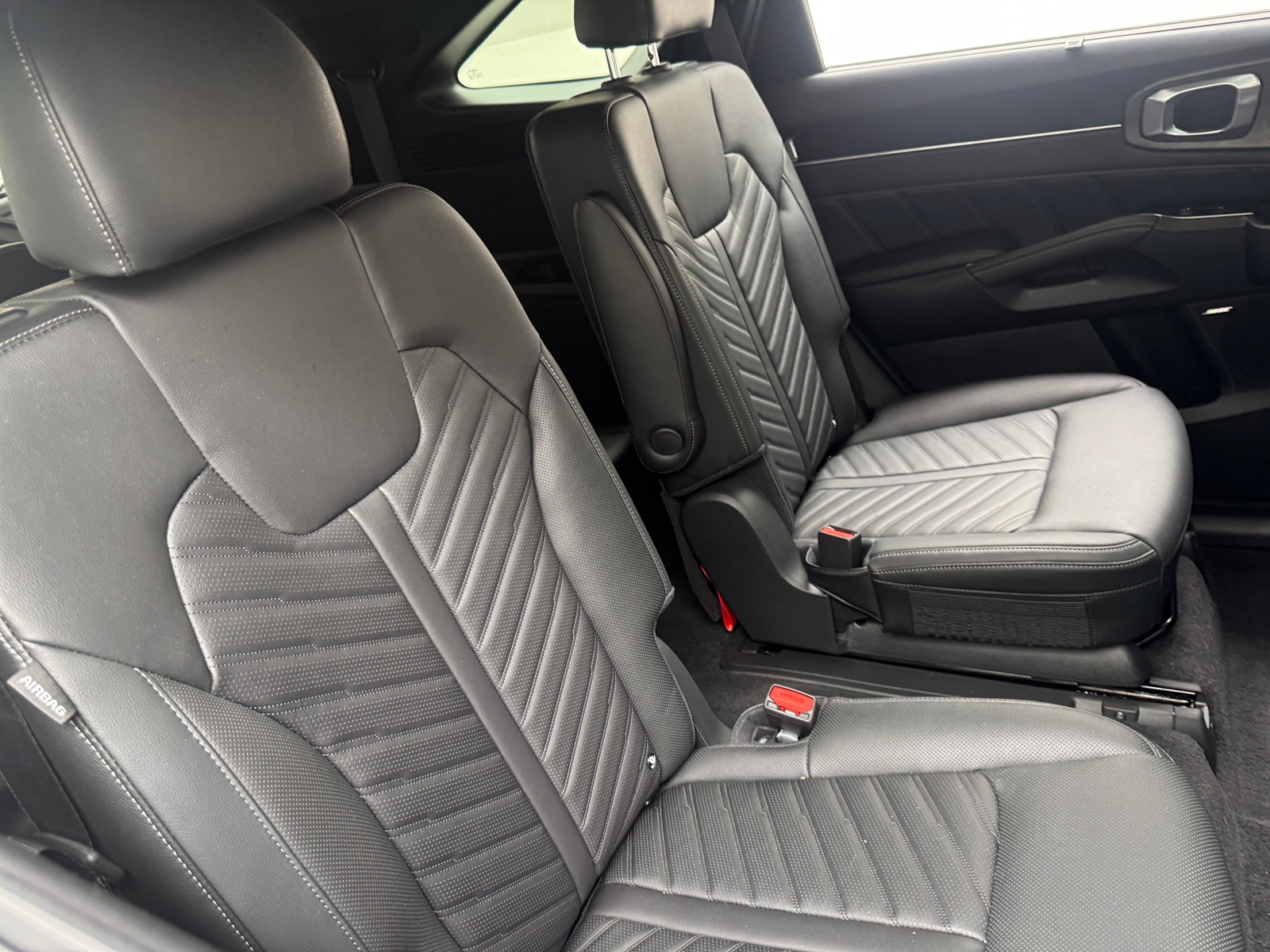 Thumbnail: 2026 Kia Sorento - 5