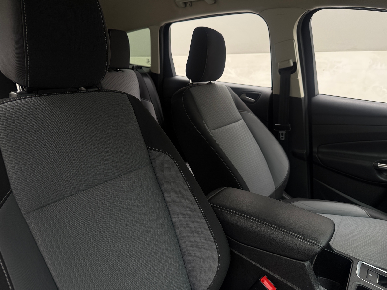 Thumbnail: 2018 Ford Escape - 2