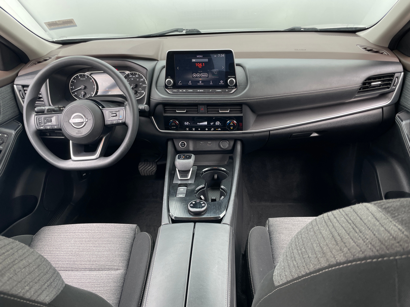 Thumbnail: 2023 Nissan Rogue - 3