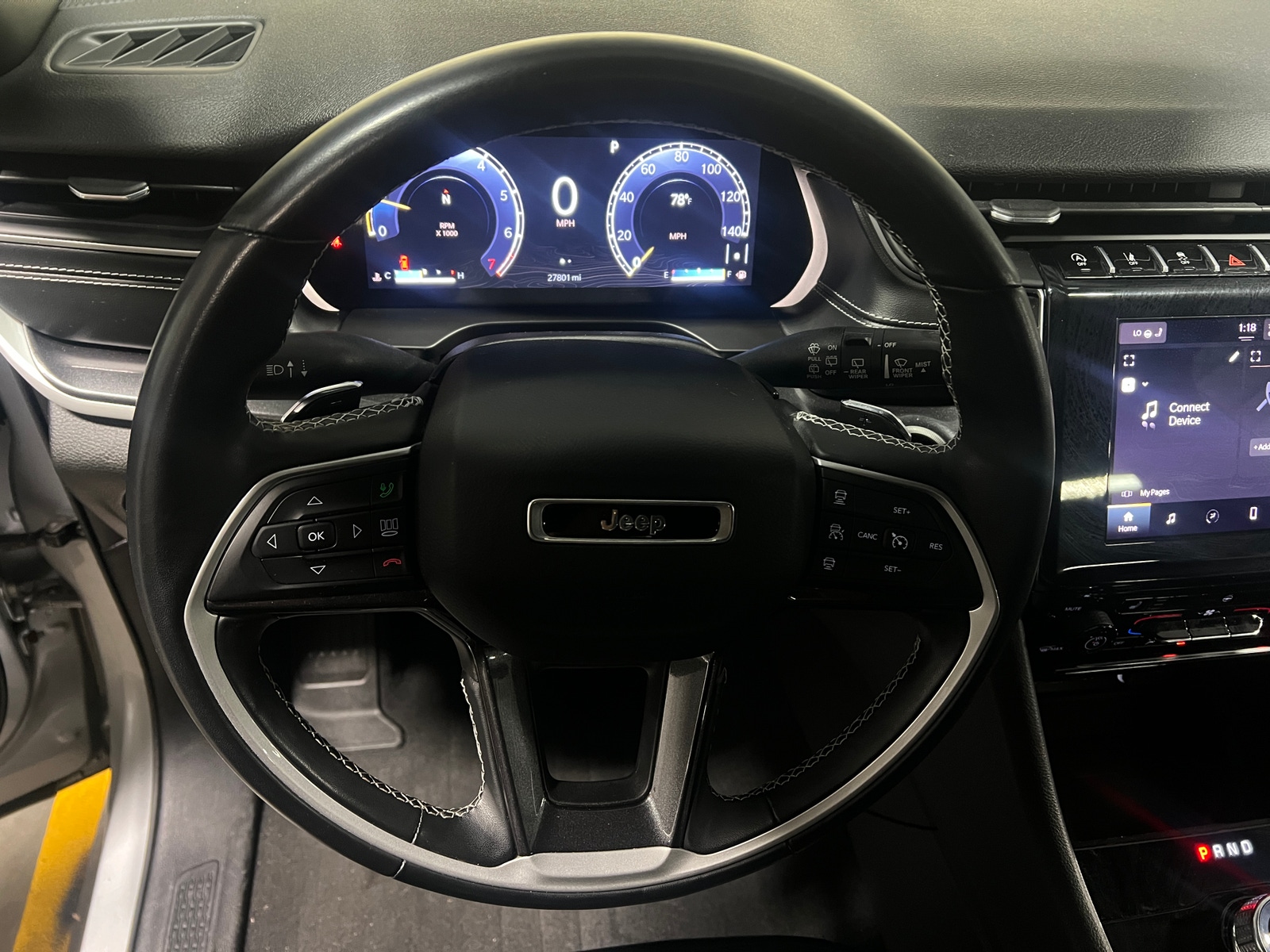 Thumbnail: 2021 Jeep Grand Cherokee L - 4