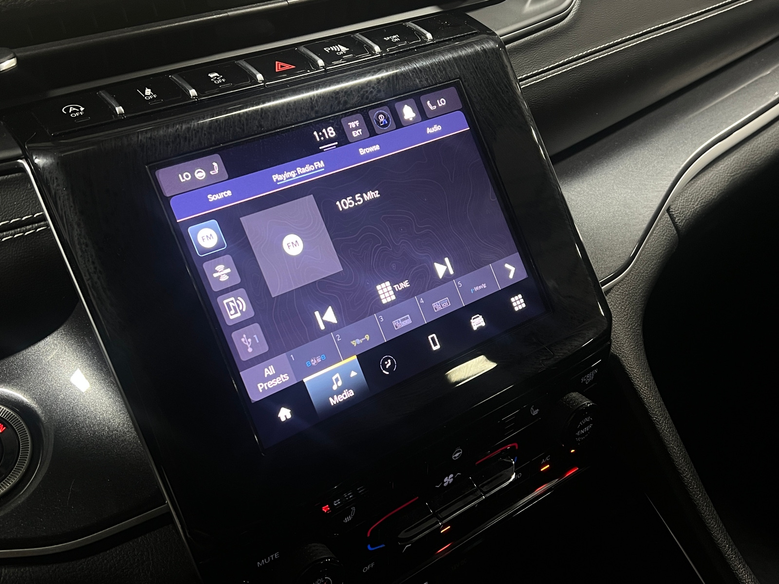 Thumbnail: 2021 Jeep Grand Cherokee L - 3