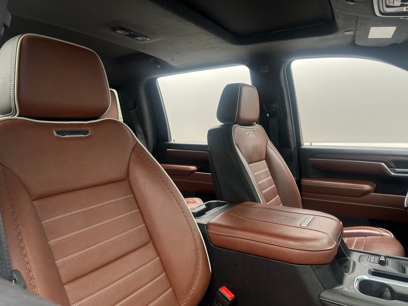 Thumbnail: 2025 GMC Sierra 3500 - 5