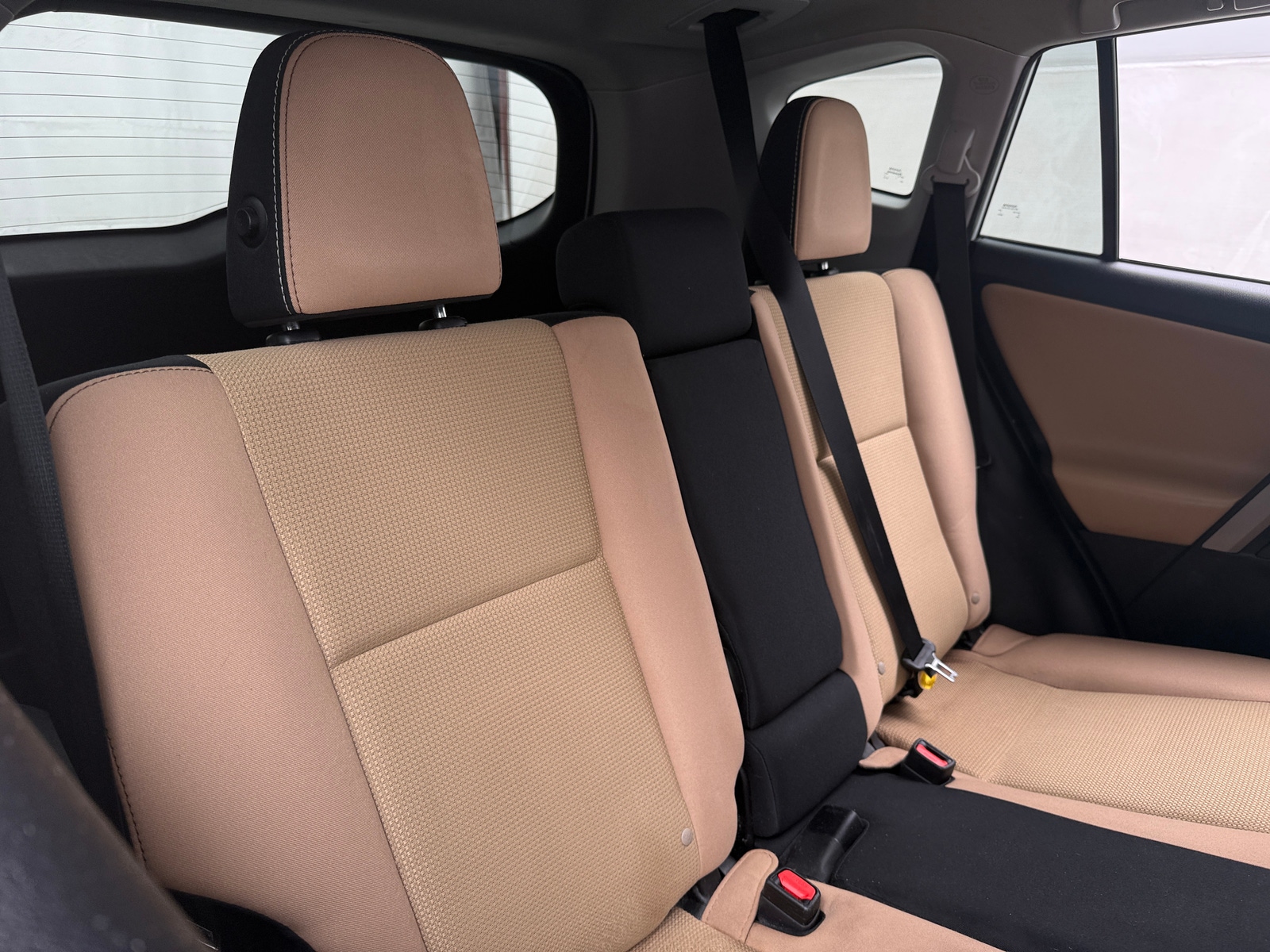 Thumbnail: 2017 Toyota RAV4 - 6