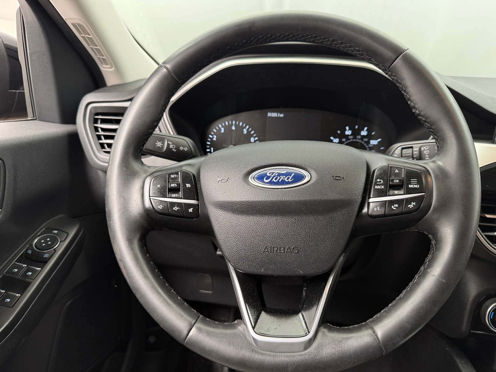 Thumbnail: 2021 Ford Escape - 5