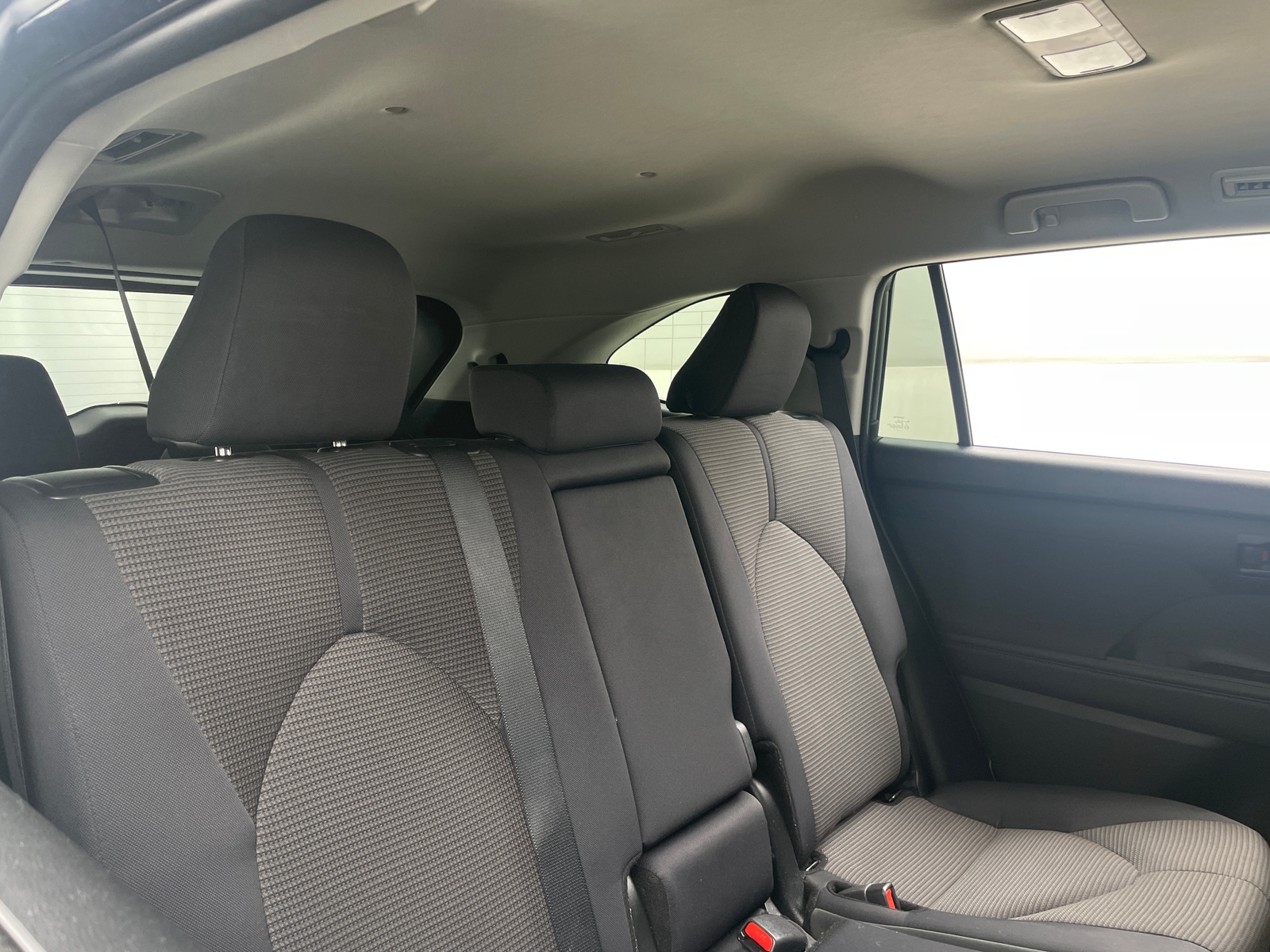 Thumbnail: 2025 Toyota Highlander - 6