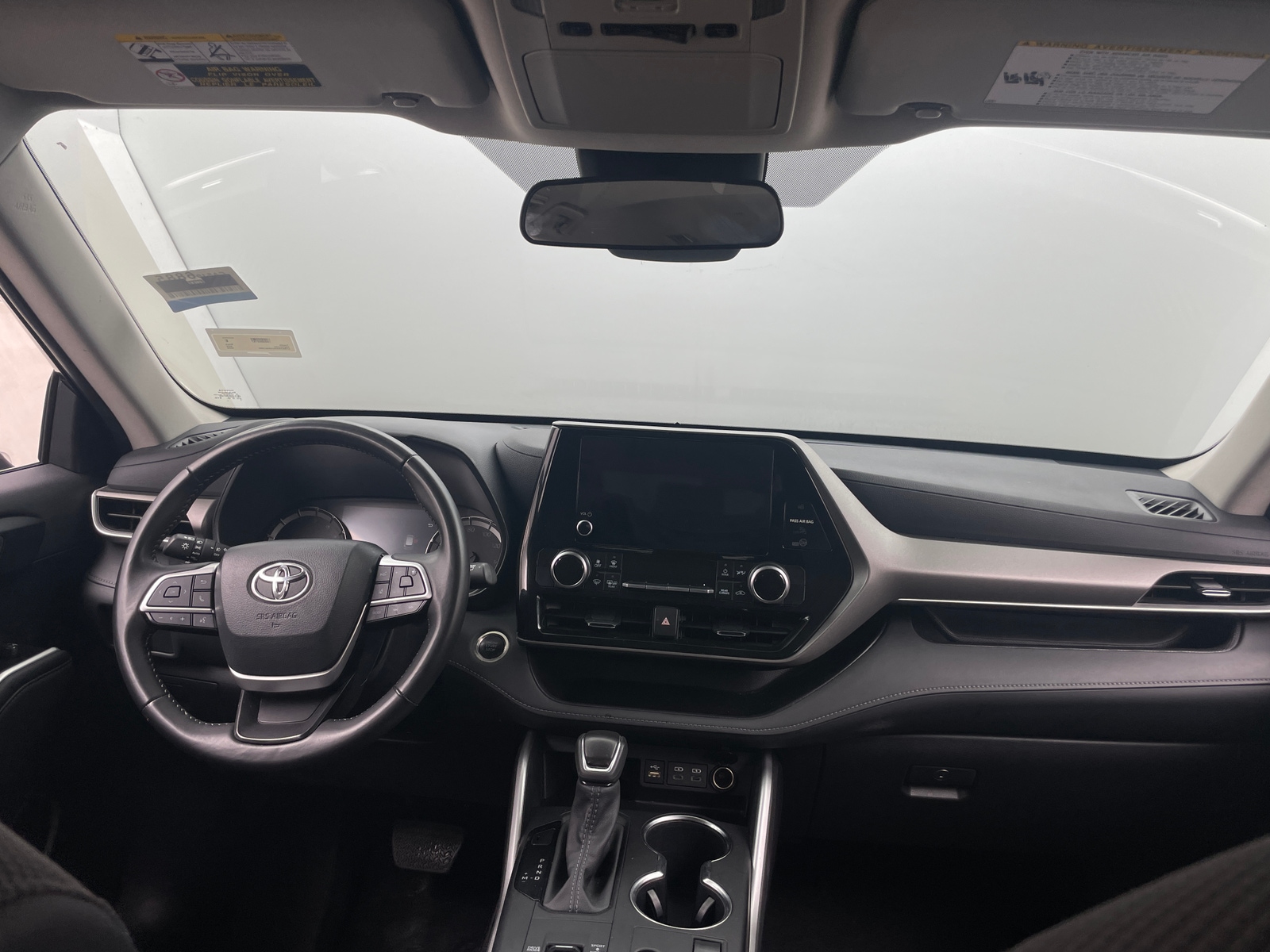 Thumbnail: 2025 Toyota Highlander - 3