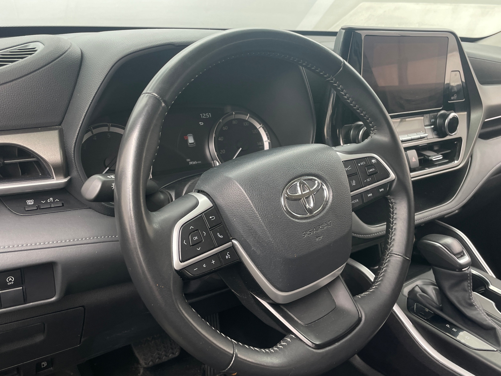 Thumbnail: 2025 Toyota Highlander - 5