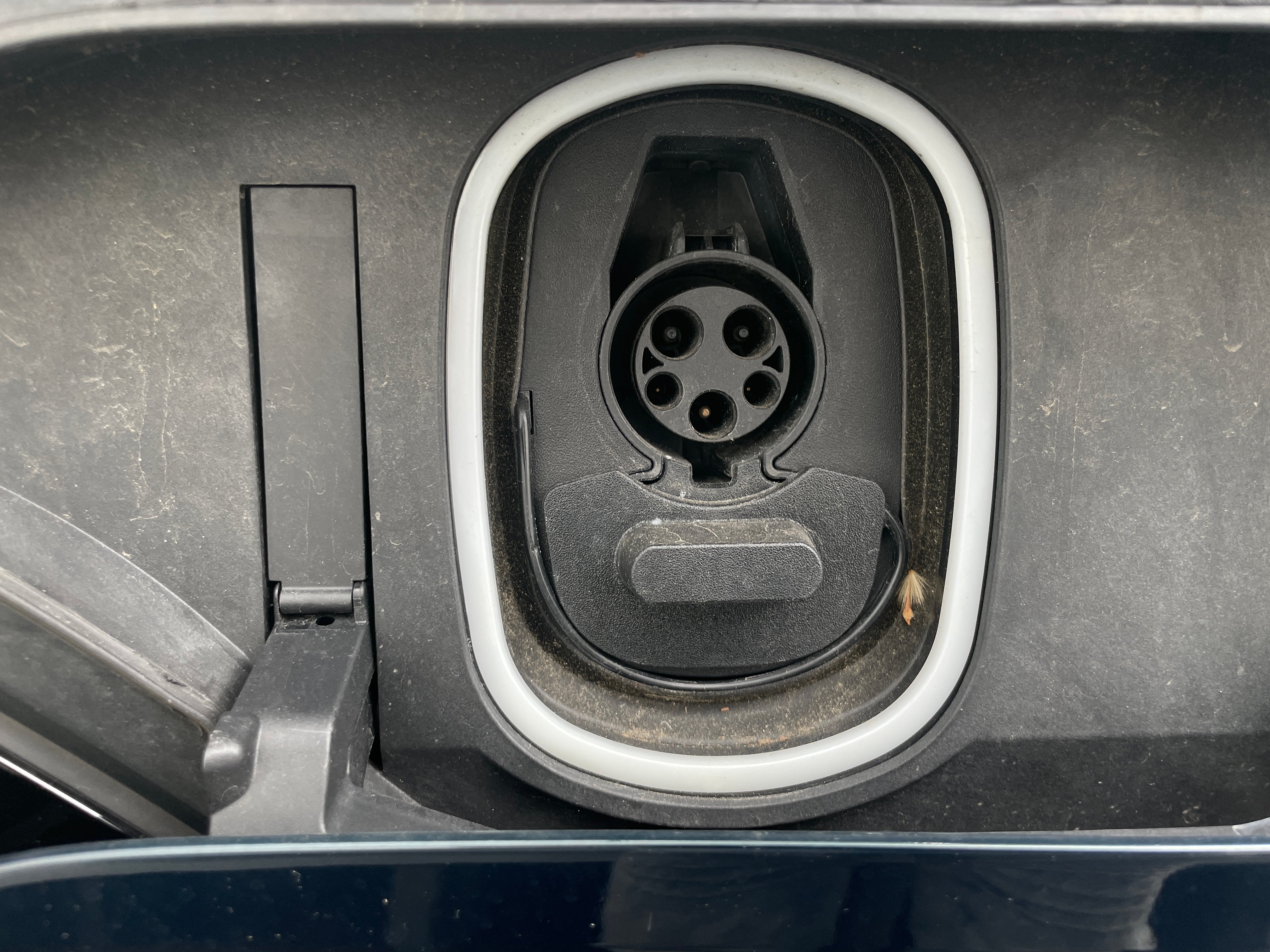 Used 2024 Cadillac LYRIQ Luxury 1 with VIN 1GYKPPRL7RZ111156 for sale in Oak Creek, WI