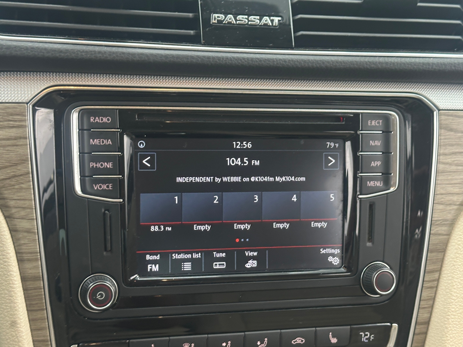 Thumbnail: 2018 Volkswagen Passat - 3