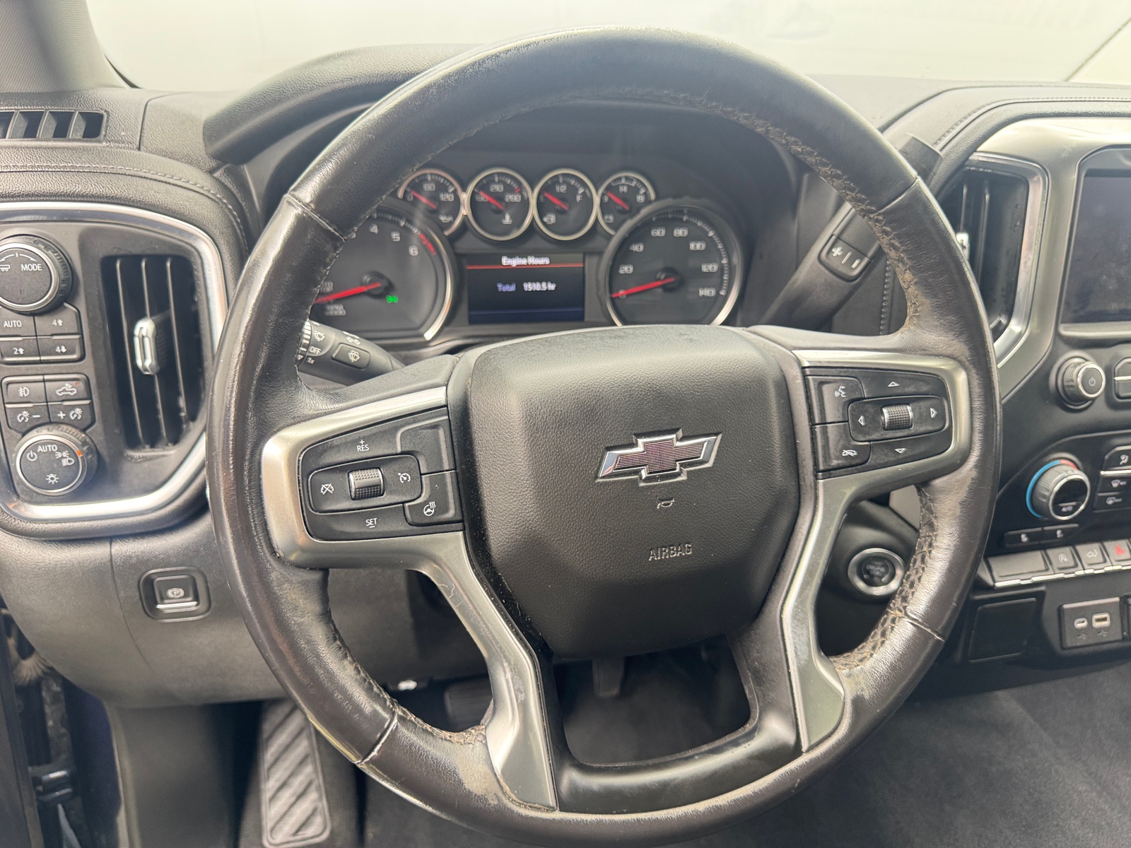 Thumbnail: 2021 Chevrolet Silverado 1500 - 5