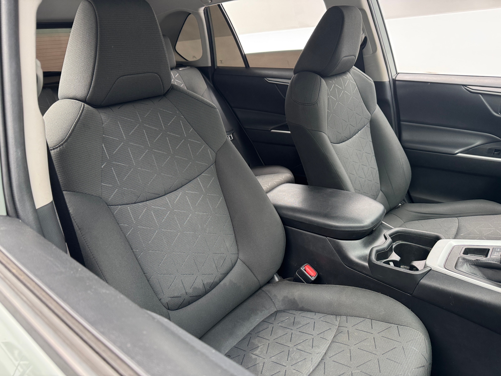 Thumbnail: 2021 Toyota RAV4 - 2