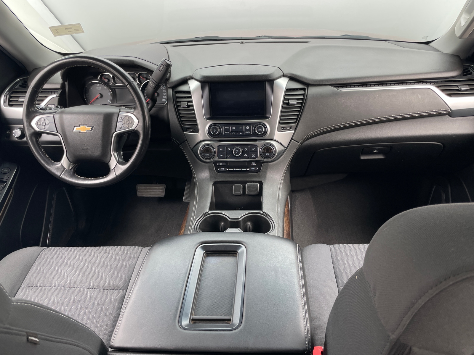 Thumbnail: 2020 Chevrolet Tahoe - 3
