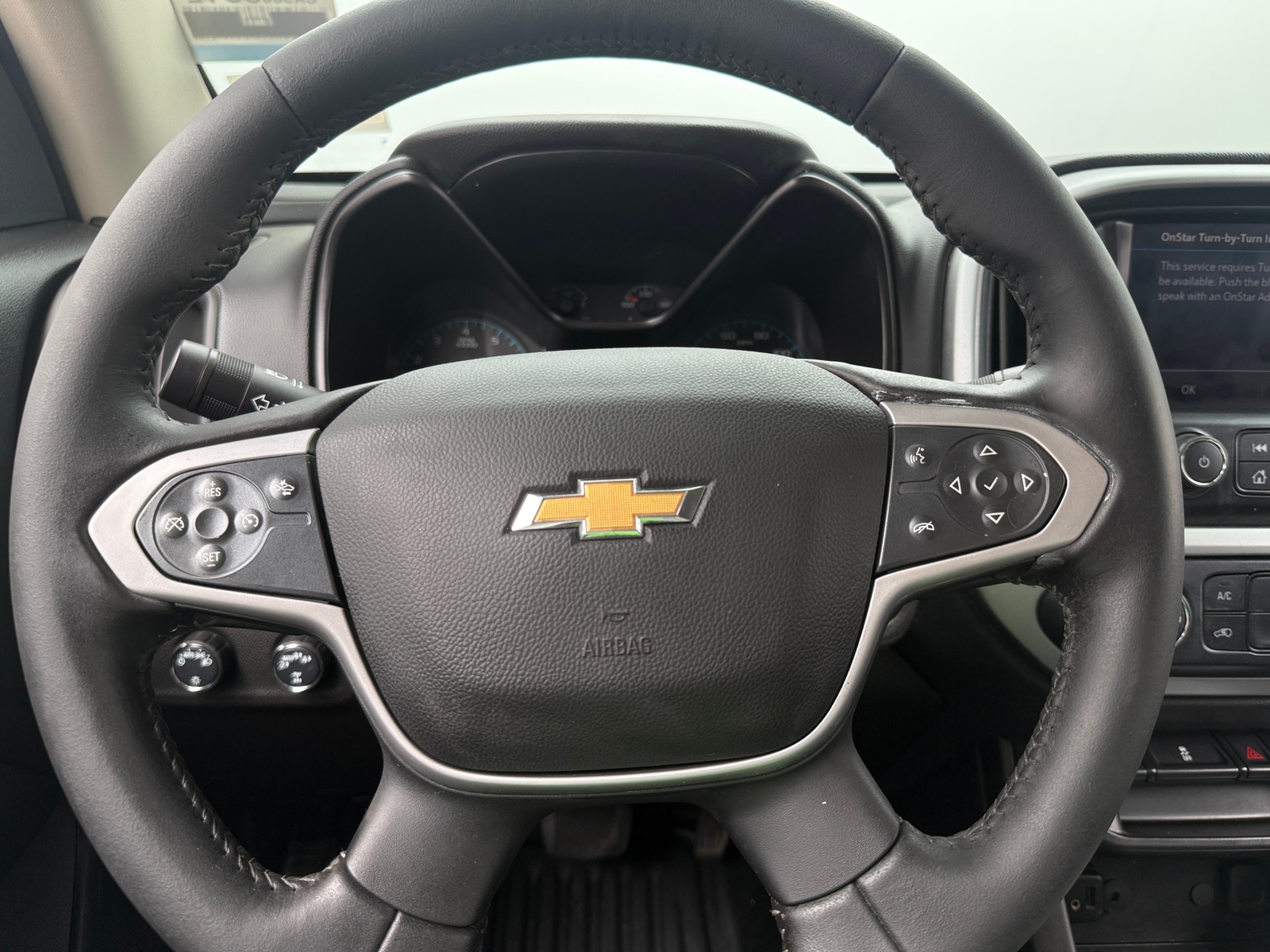 Thumbnail: 2022 Chevrolet Colorado - 5