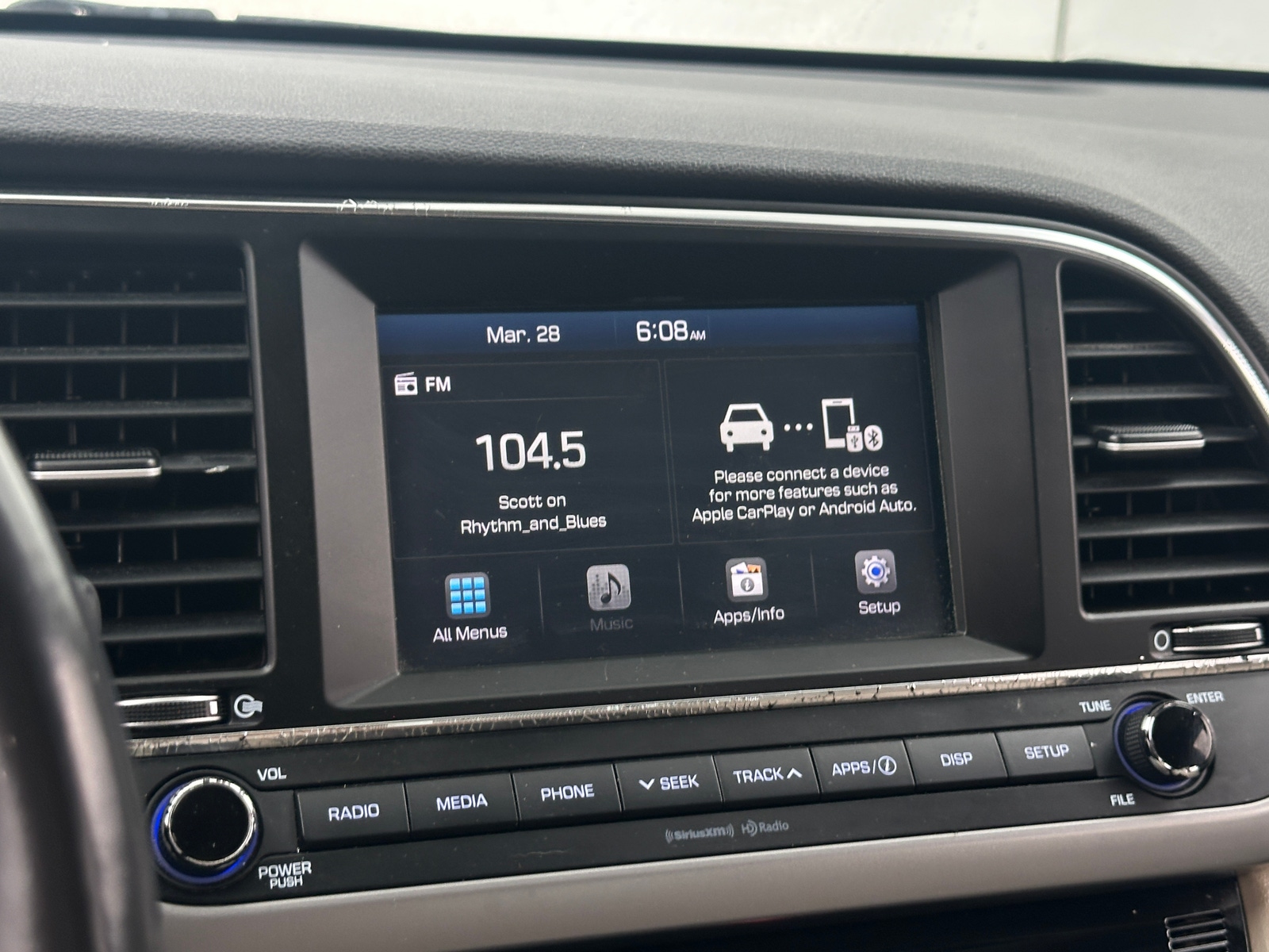 Thumbnail: 2017 Hyundai Elantra - 4