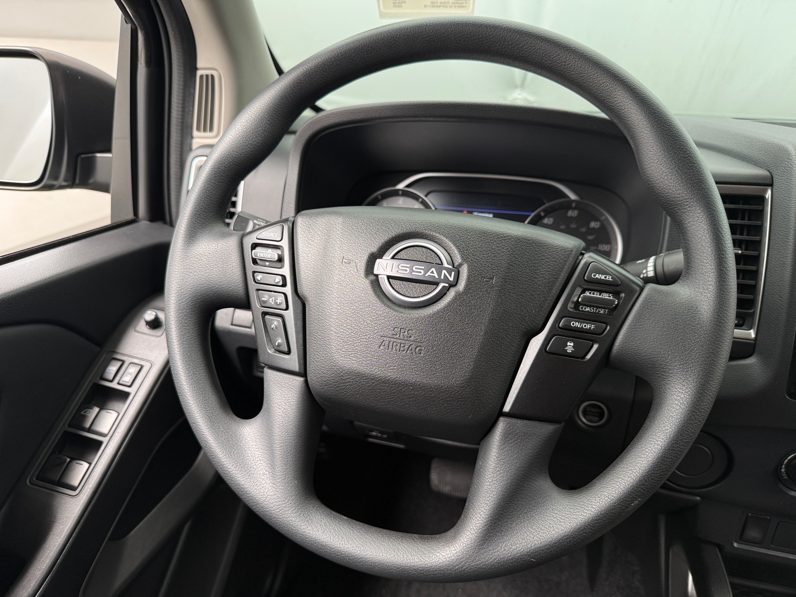 Thumbnail: 2023 Nissan Frontier - 5