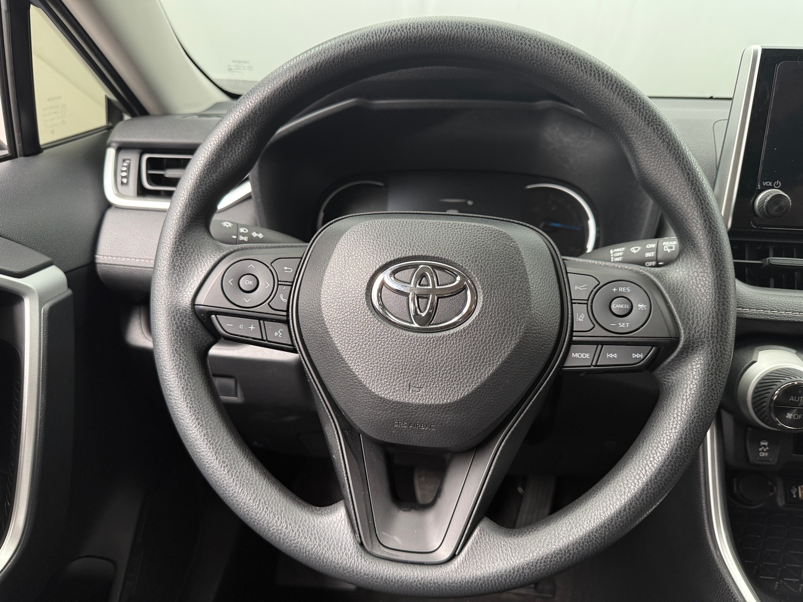 Thumbnail: 2025 Toyota RAV4 - 5