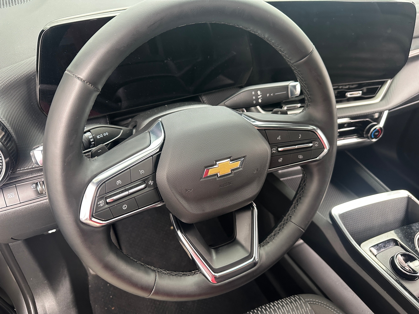 Thumbnail: 2026 Chevrolet Equinox - 5