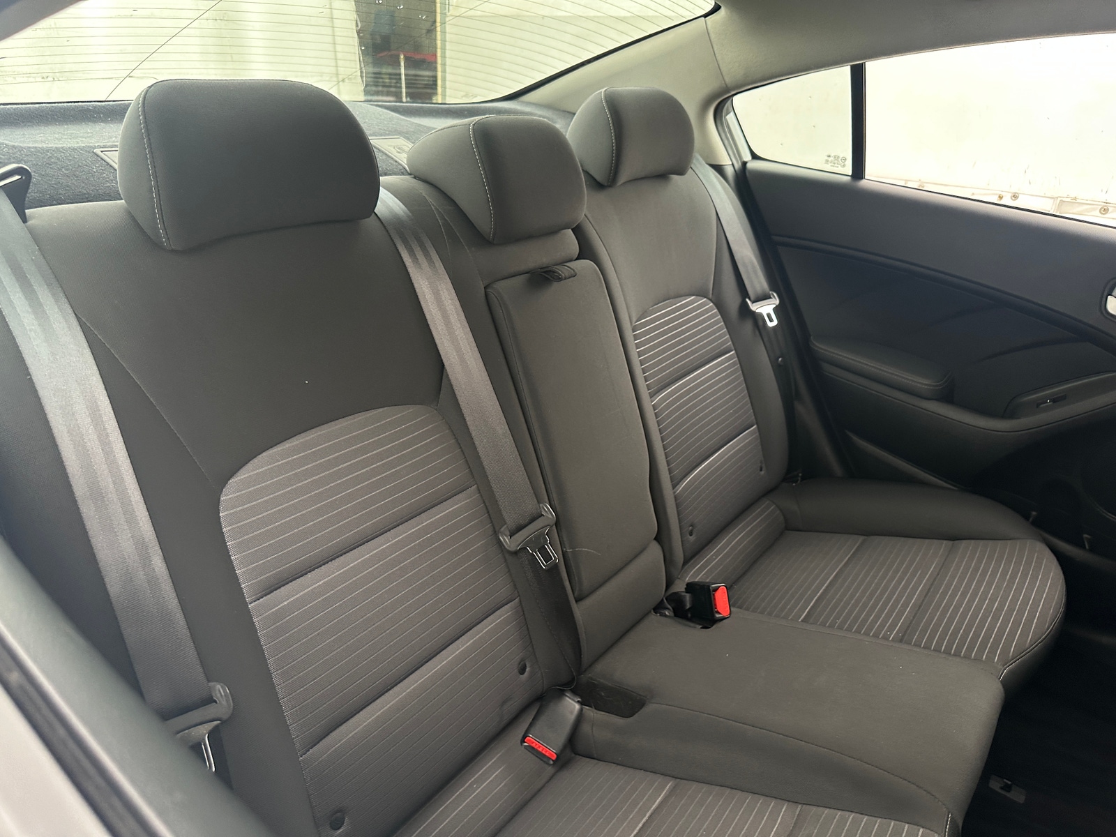 Thumbnail: 2017 Kia Forte - 6