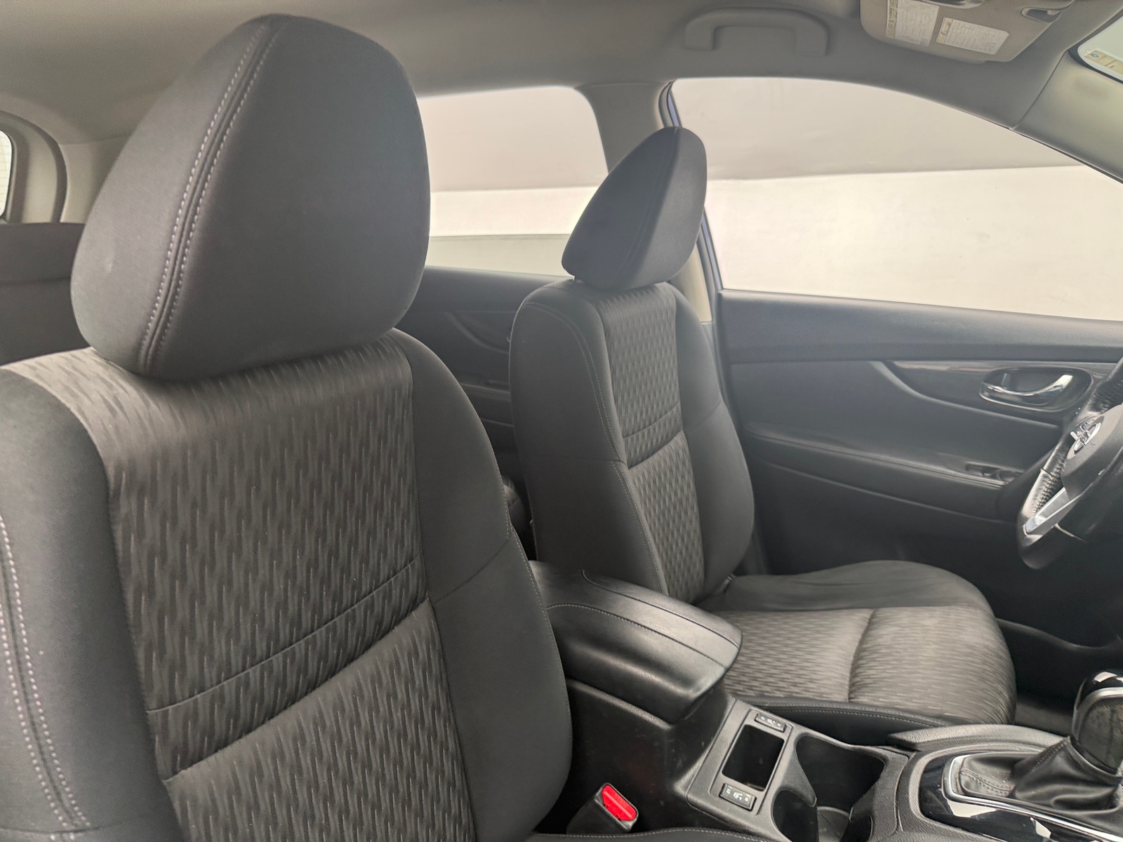 Thumbnail: 2017 Nissan Rogue - 2