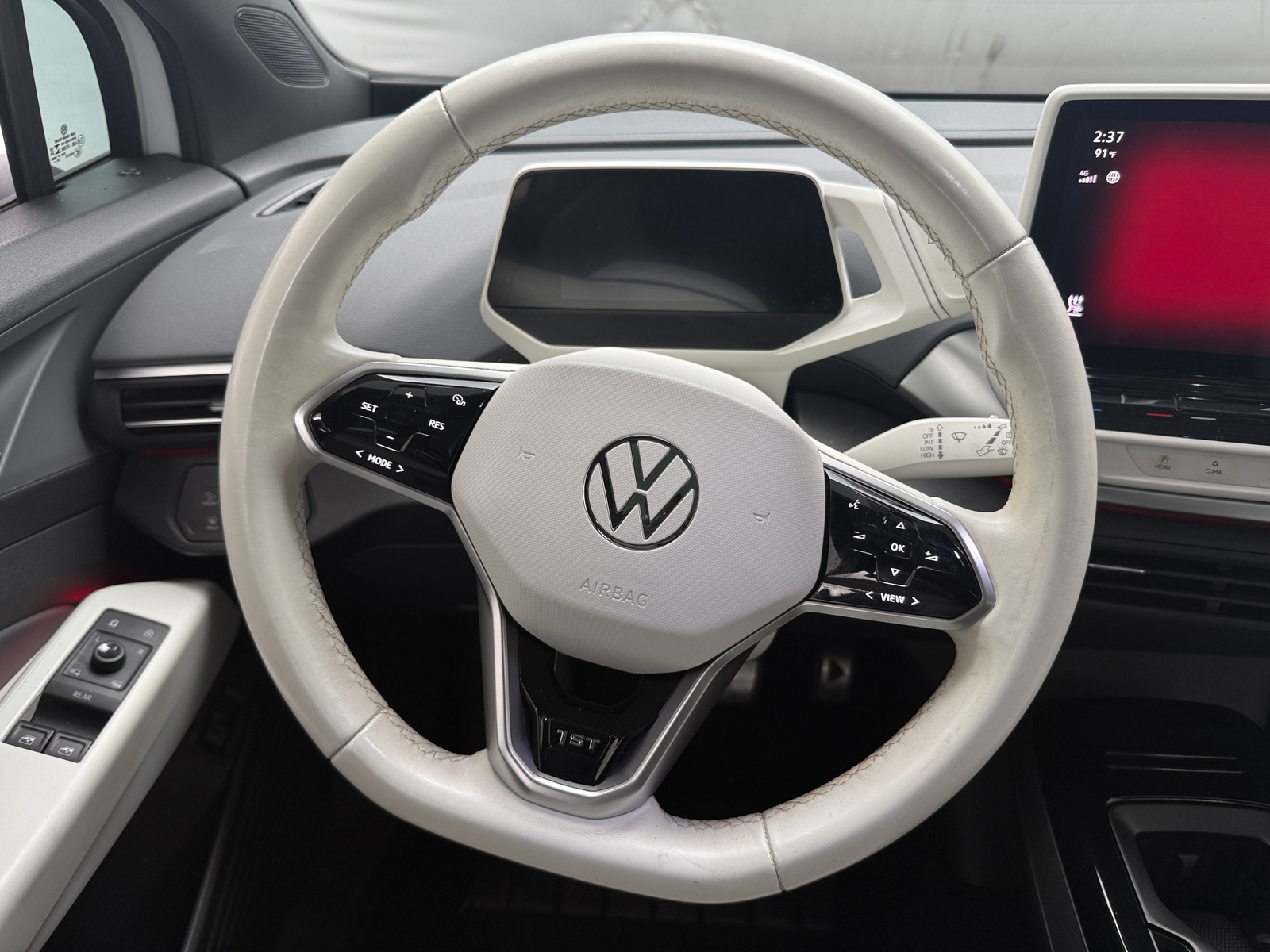 Thumbnail: 2021 Volkswagen ID.4 - 4