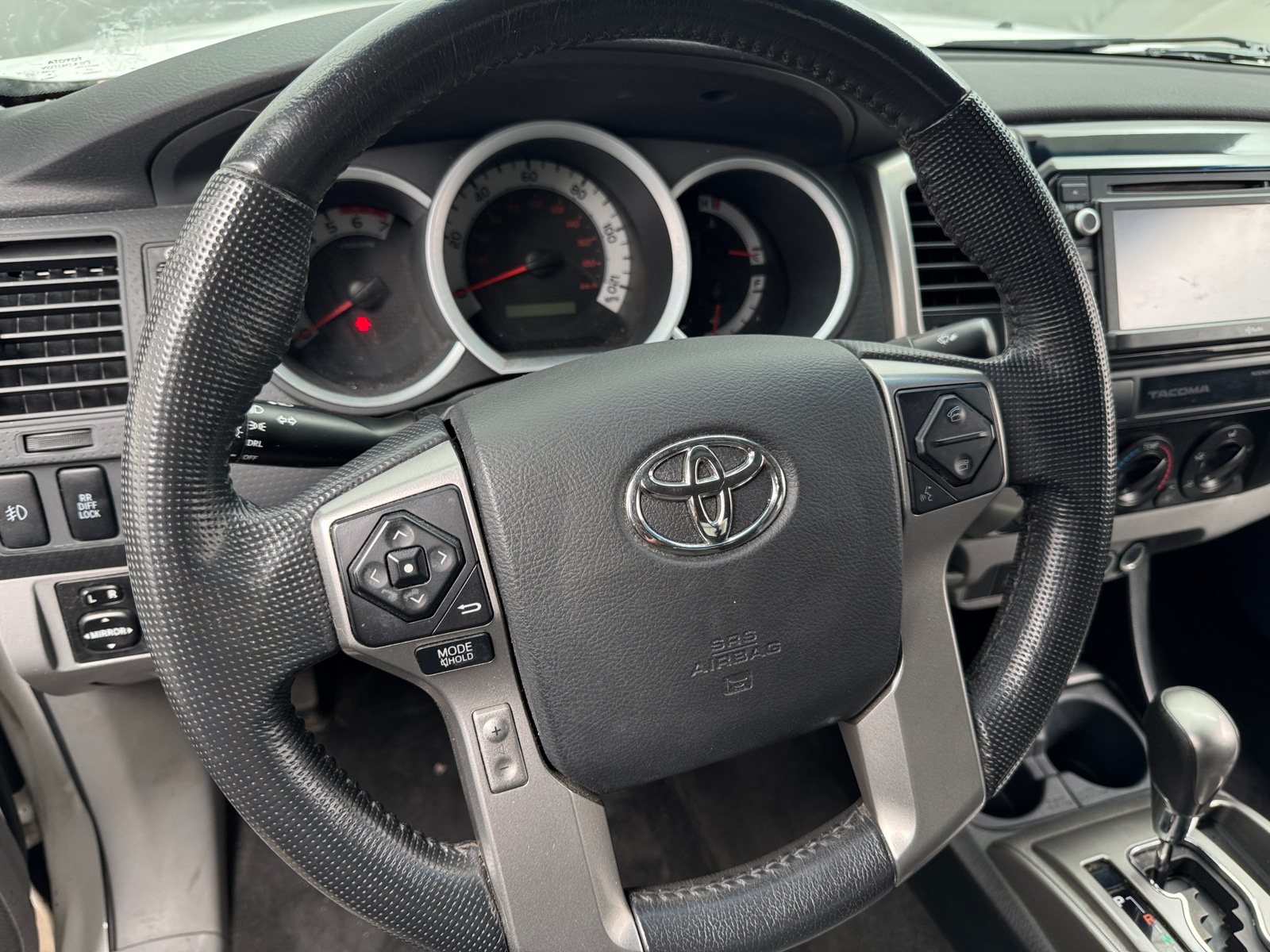 Thumbnail: 2015 Toyota Tacoma - 5
