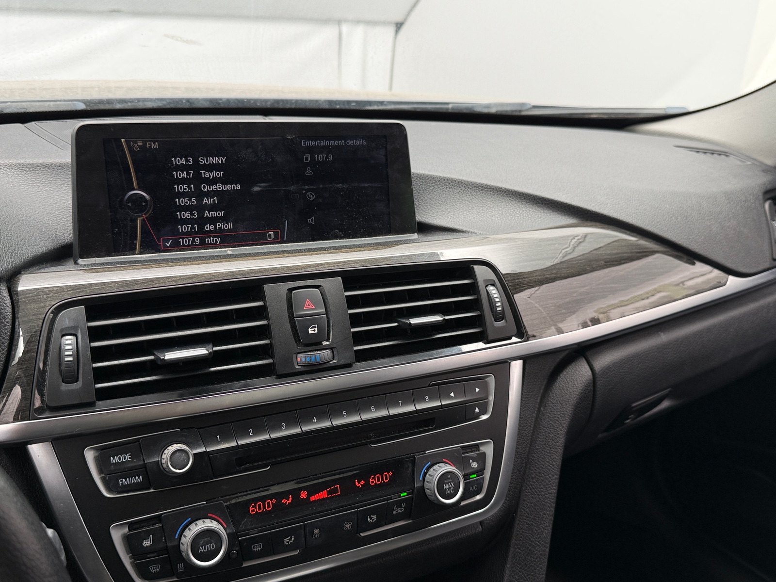 Thumbnail: 2013 BMW 3 Series - 3