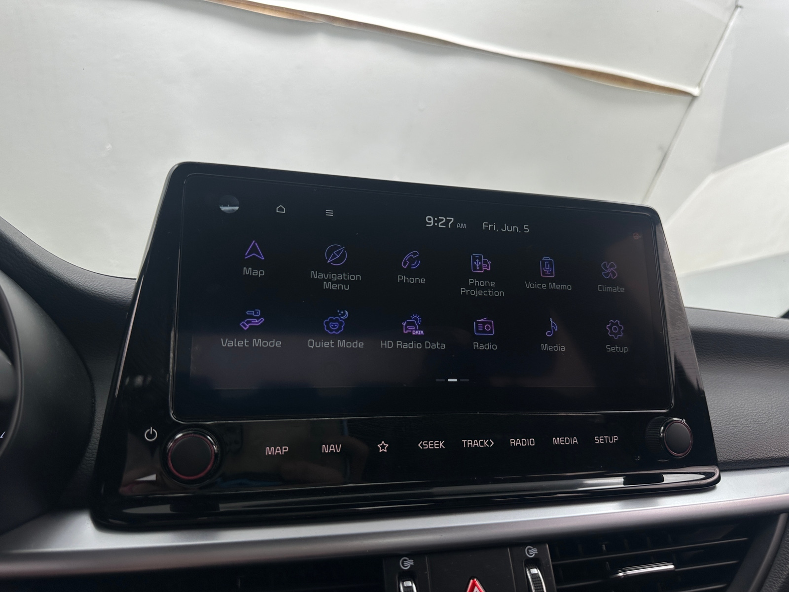 Thumbnail: 2024 Kia Forte - 4