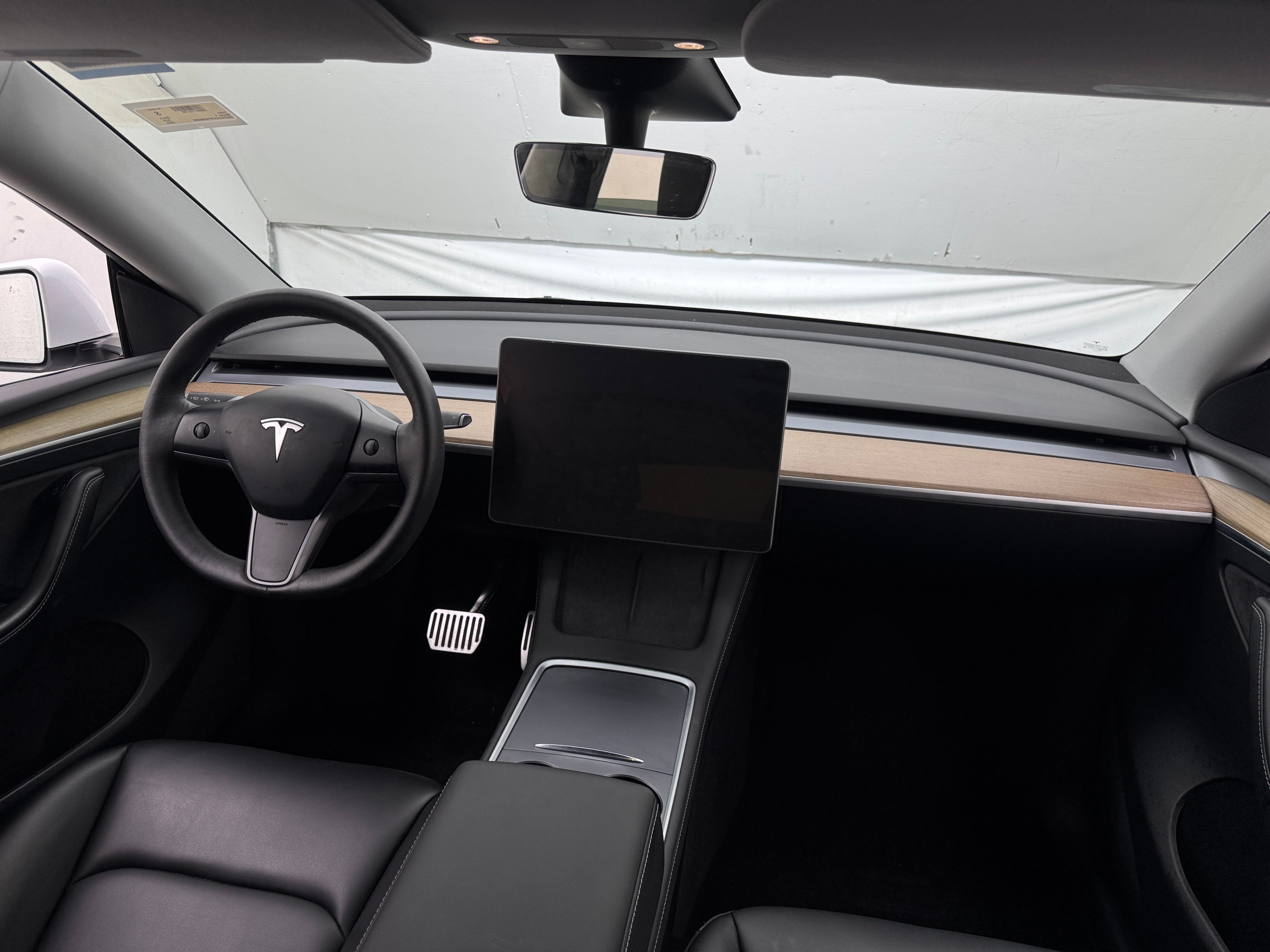 Used 2023 Tesla Model Y Long Range with VIN 7SAYGDEE3PA098026 for sale in Oak Creek, WI