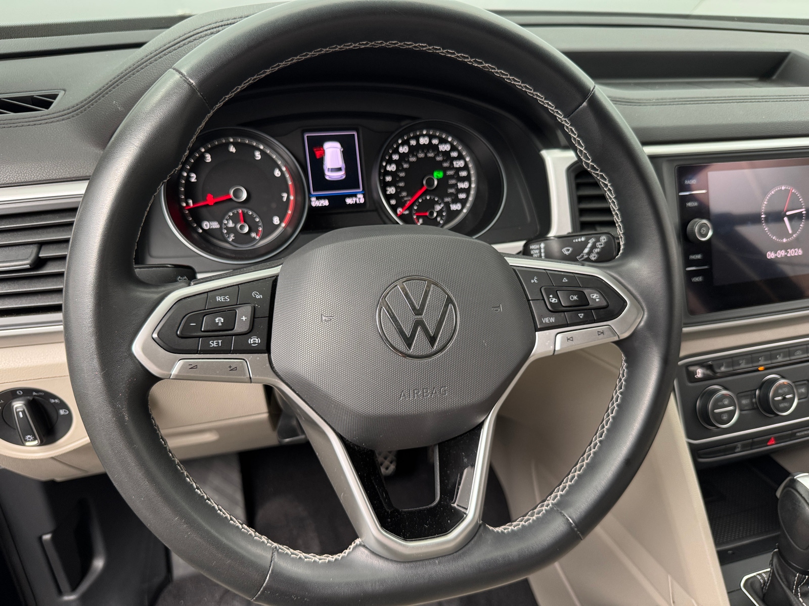 Thumbnail: 2021 Volkswagen Atlas - 4