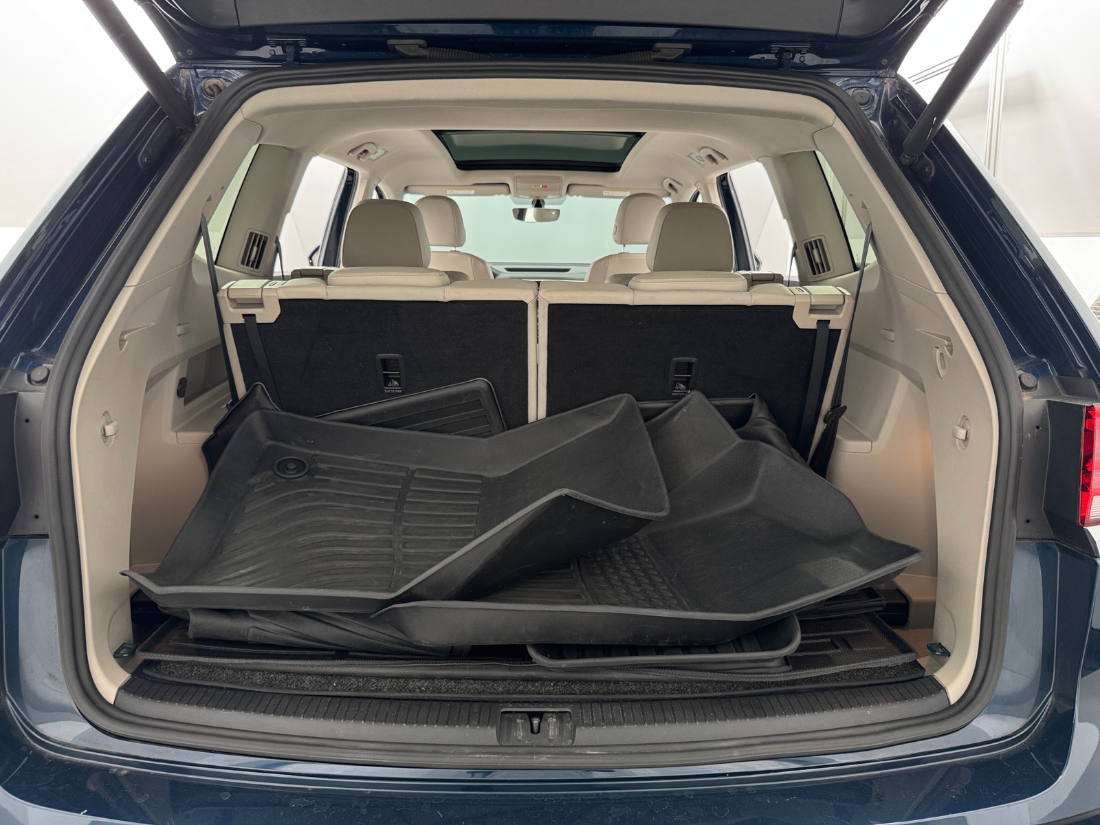 Thumbnail: 2021 Volkswagen Atlas - 6