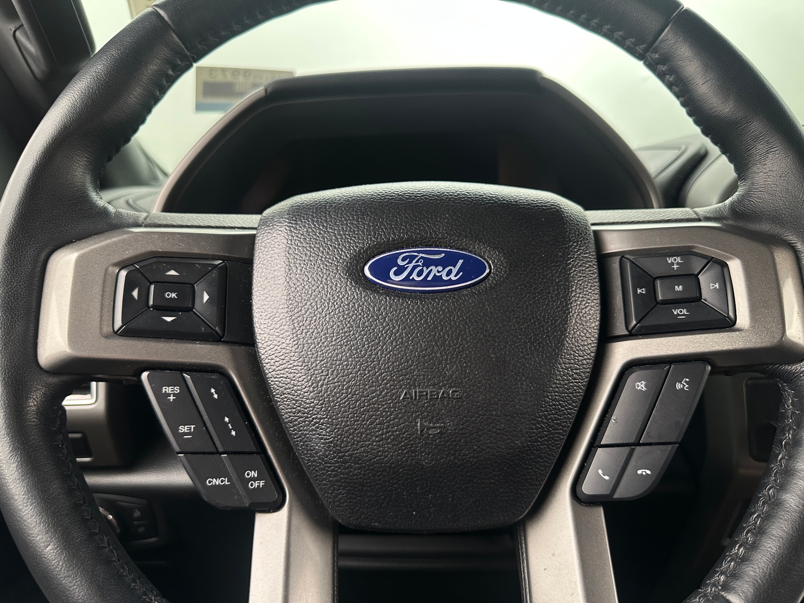 Thumbnail: 2021 Ford Expedition - 4