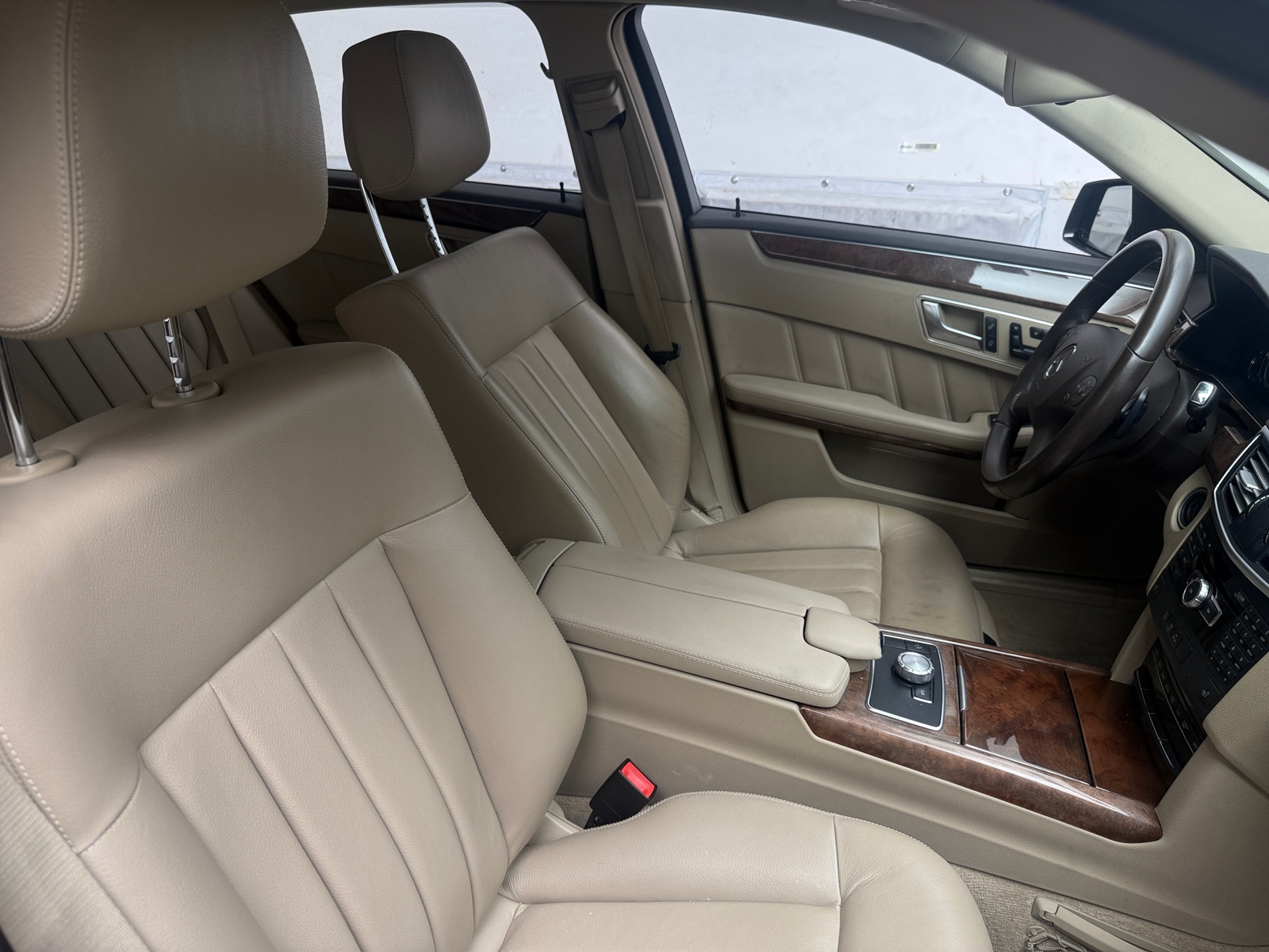 Thumbnail: 2013 Mercedes-Benz E-Class - 2