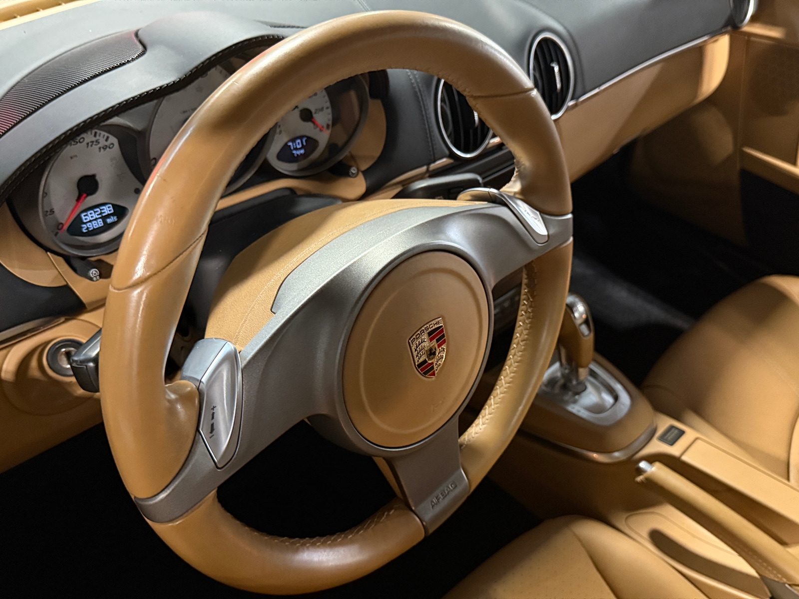 Thumbnail: 2010 Porsche Cayman - 3