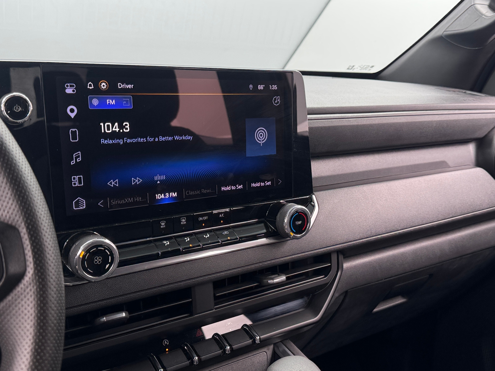 Thumbnail: 2024 Chevrolet Colorado - 4