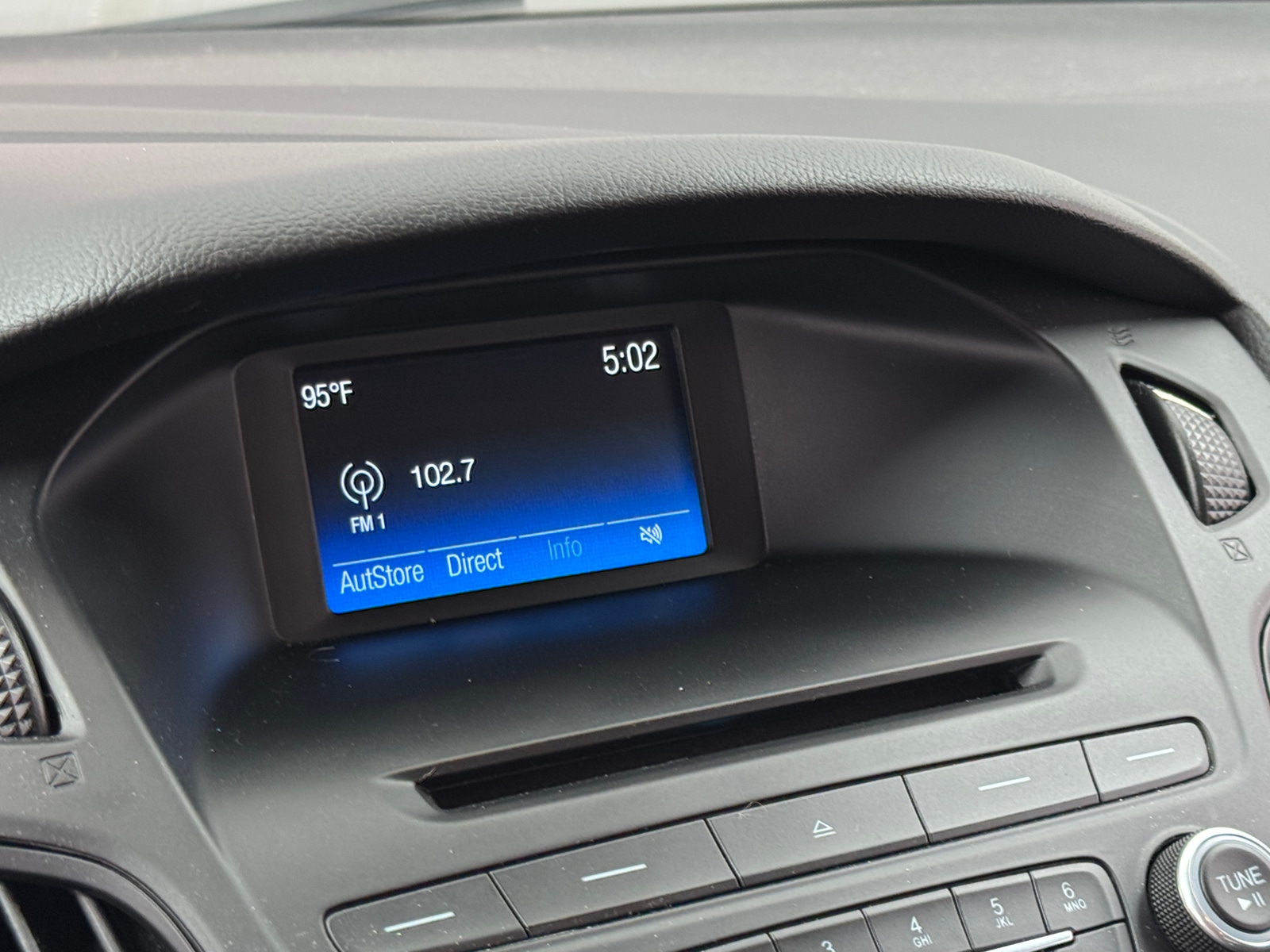 Thumbnail: 2016 Ford Focus - 4