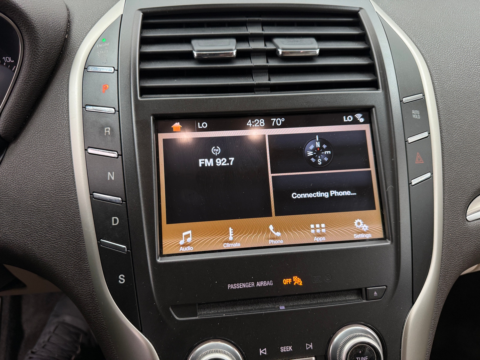 Thumbnail: 2017 Lincoln MKC - 3
