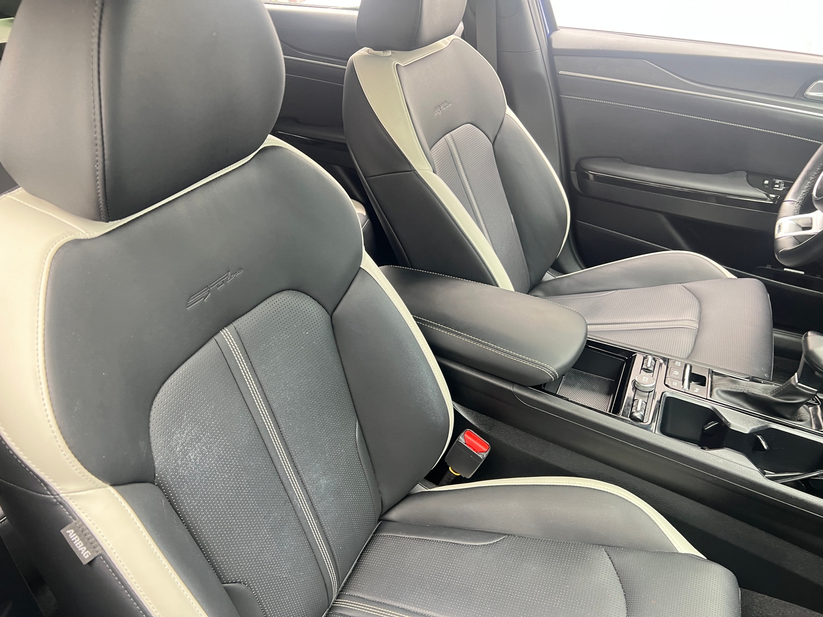 Thumbnail: 2025 Kia K5 - 2