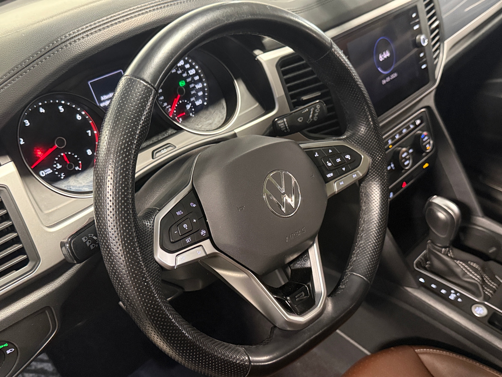 Thumbnail: 2021 Volkswagen Atlas - 4
